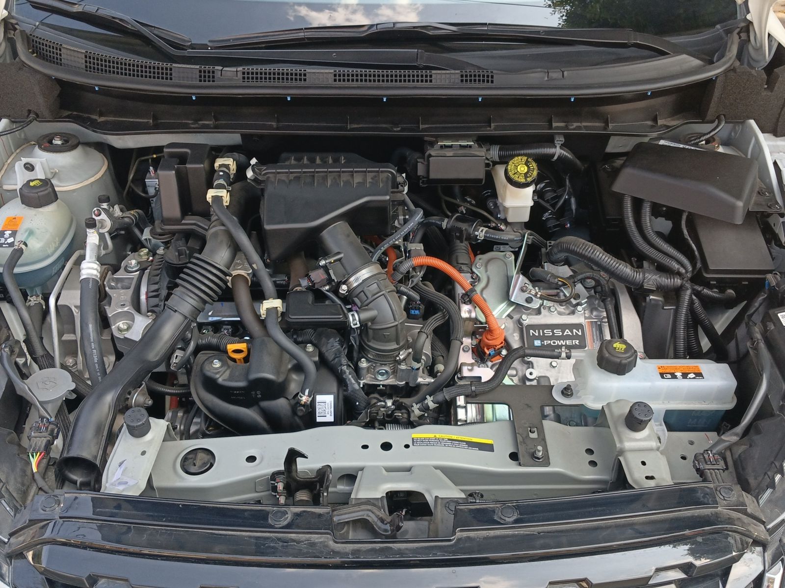 2025 Nissan Kicks E-Power Platinum At