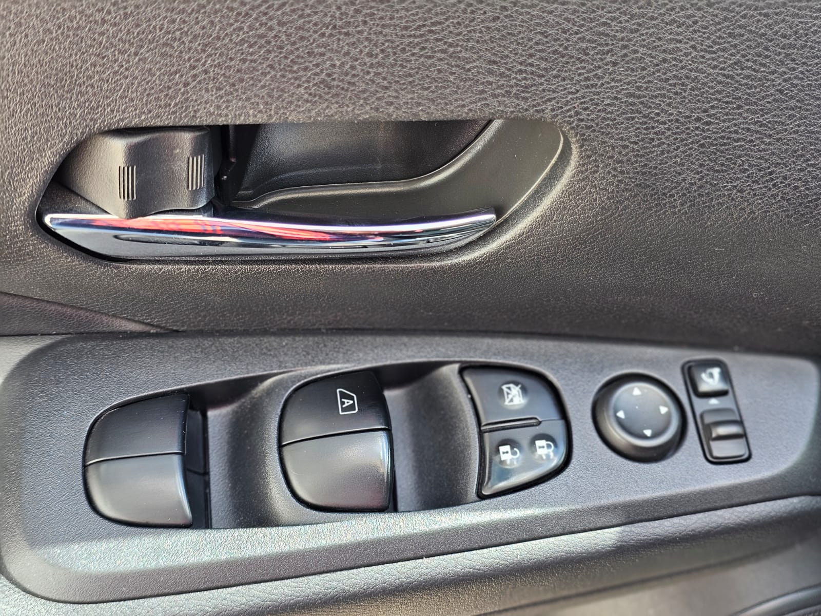 2024 Nissan Kicks E-Power Platinum At