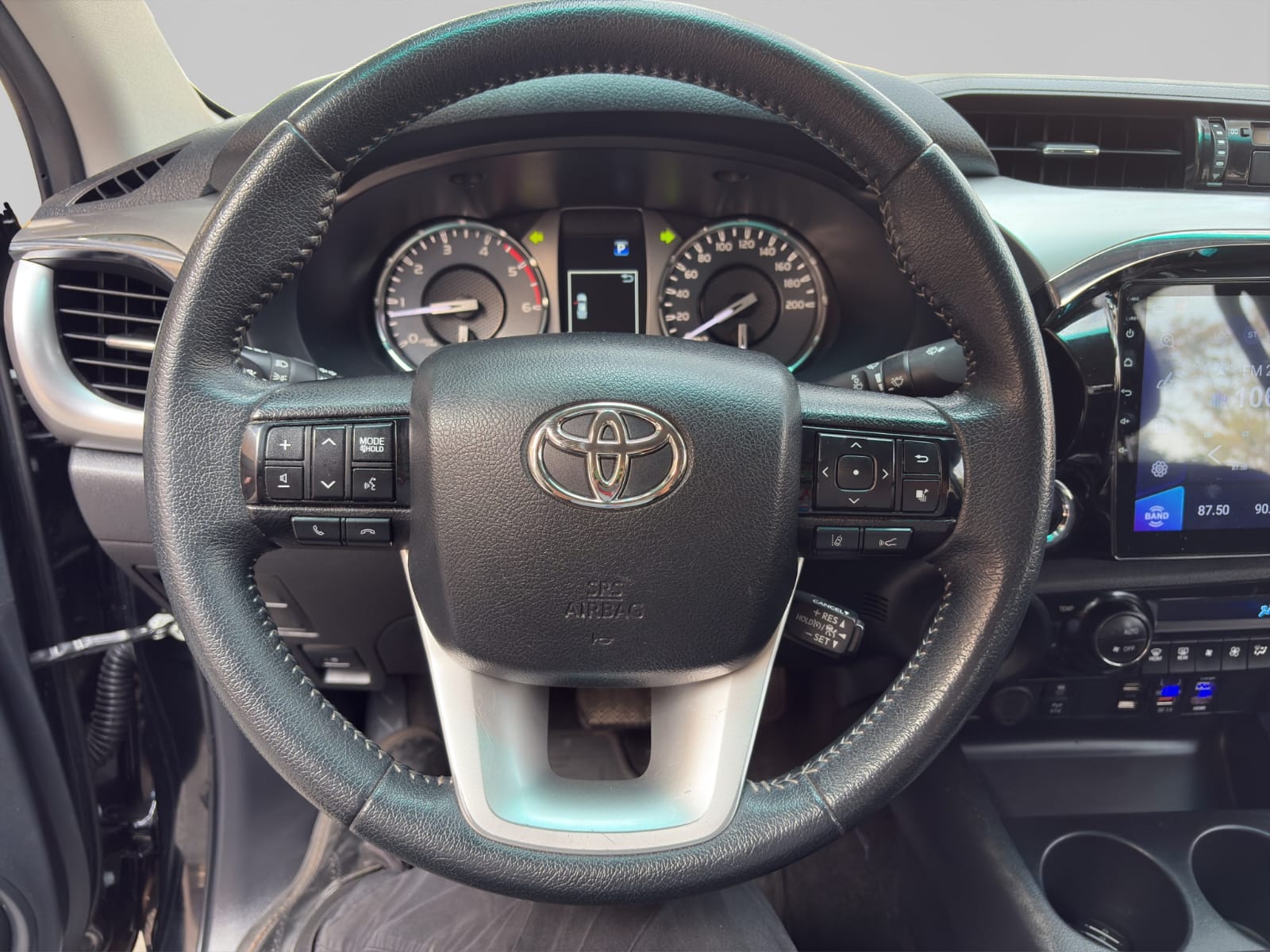 2022 Toyota Hilux 2.8 Tdi Cabina Doble 4x4 At