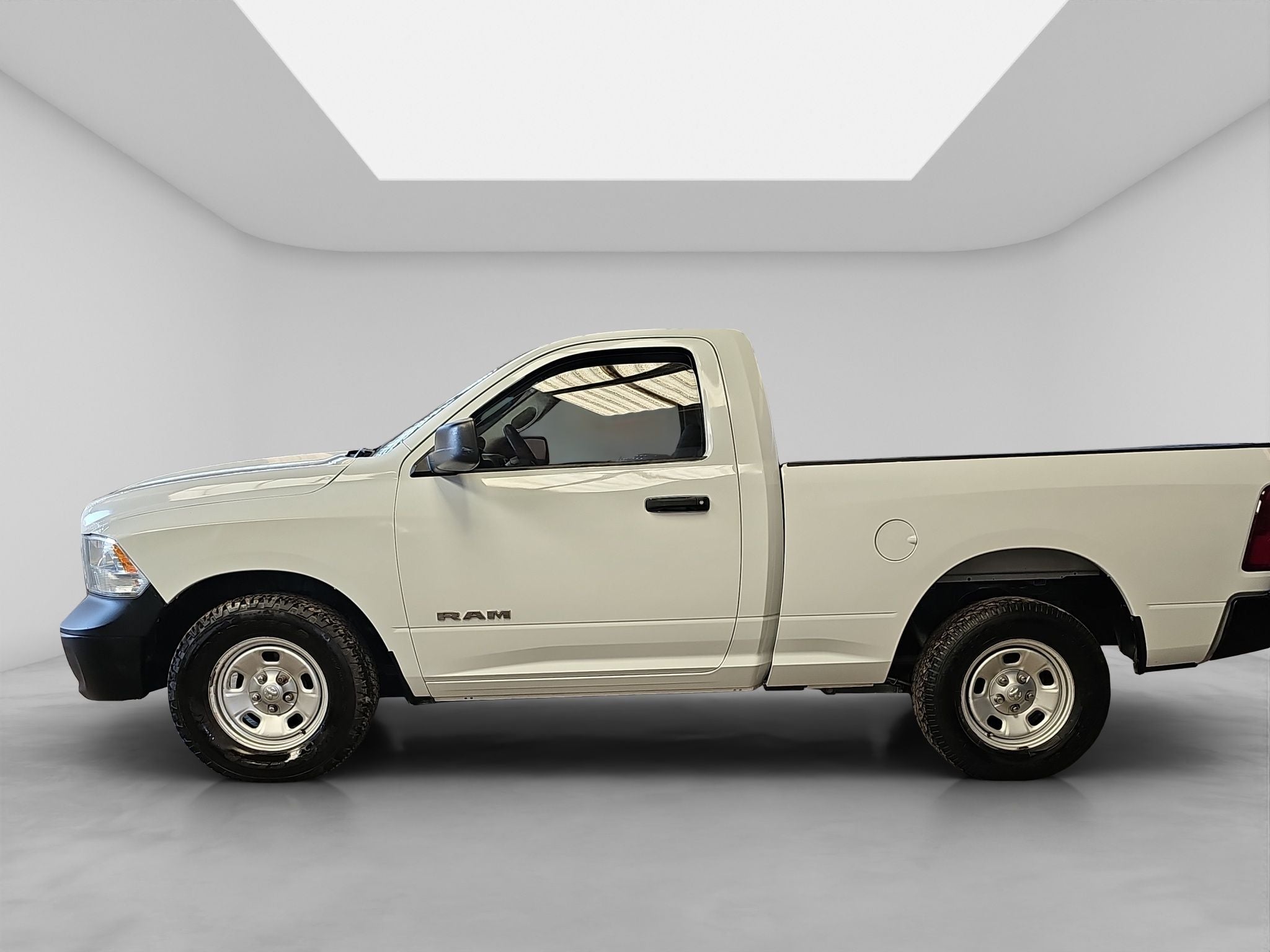 2020 RAM 1500 3.3 V6 XL Cab Regular 4x2 AT