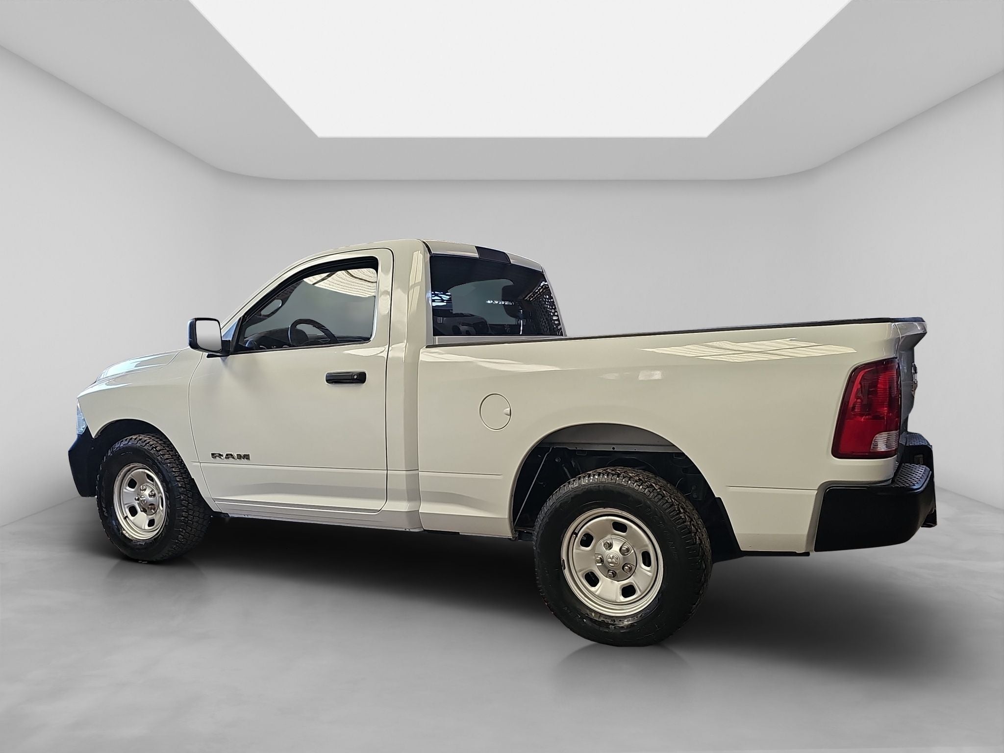 2020 RAM 1500 3.3 V6 XL Crew Cab 4x2 At