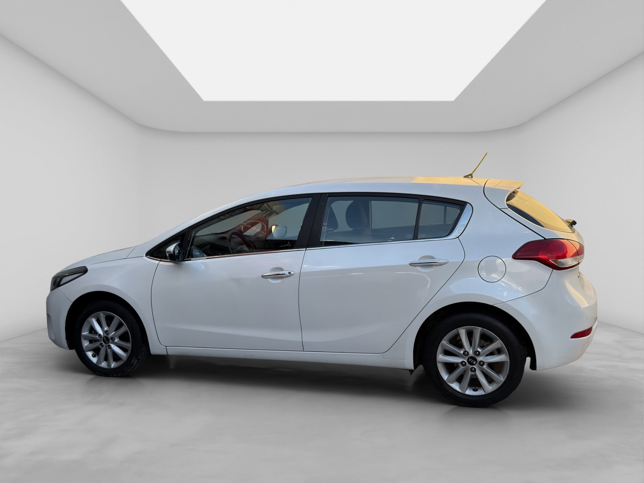 2018 Kia Forte 2.0 Hb 5 p Ex Mt