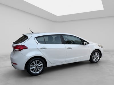 2018 Kia Forte 2.0 Hb 5 p Ex Mt