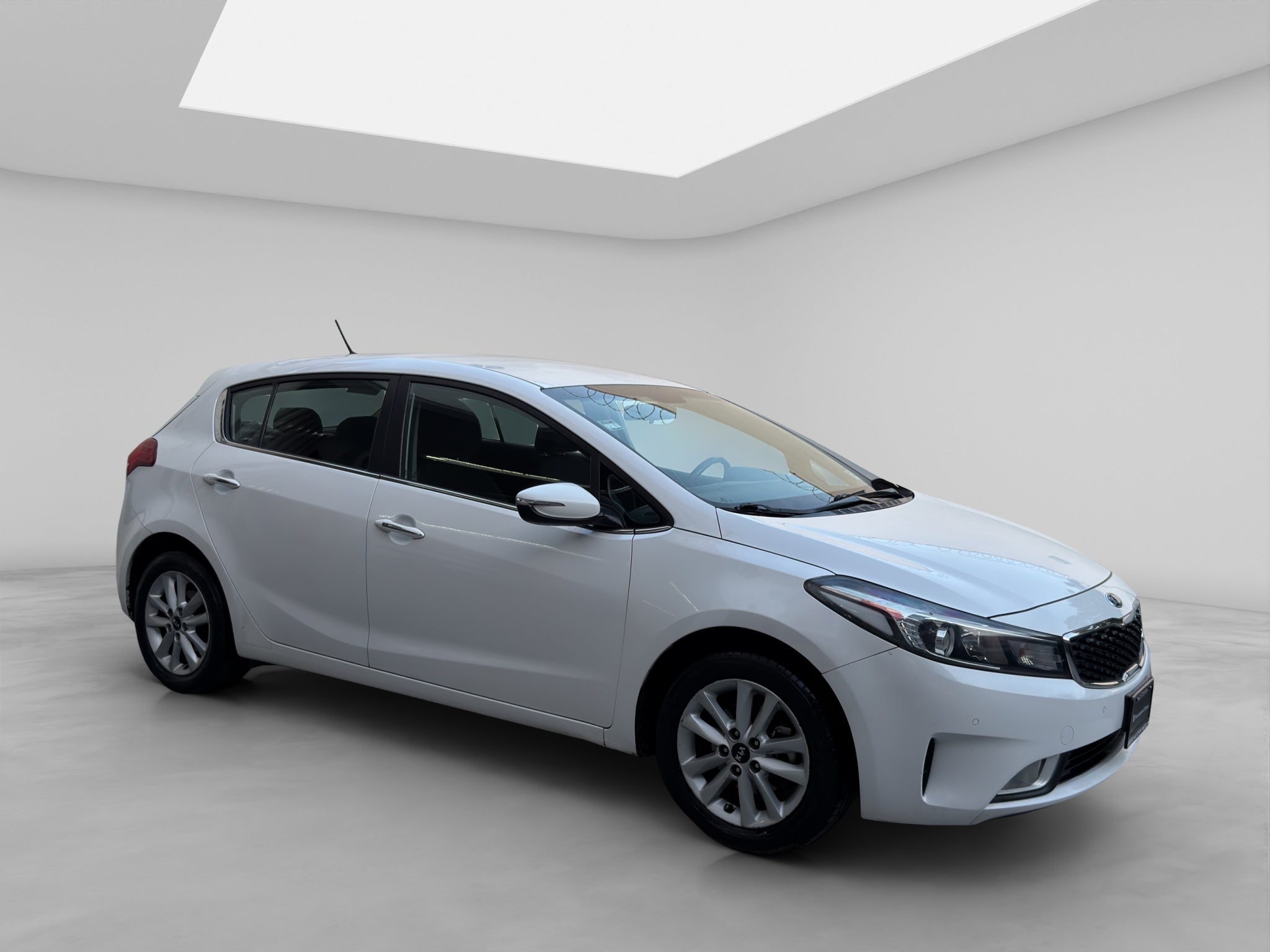 2018 Kia Forte 2.0 Hb 5 p Ex Mt