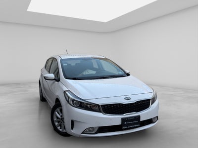 2018 Kia Forte 2.0 Hb 5 p Ex Mt