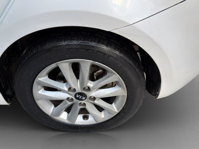 2018 Kia Forte 2.0 Hb 5 p Ex Mt