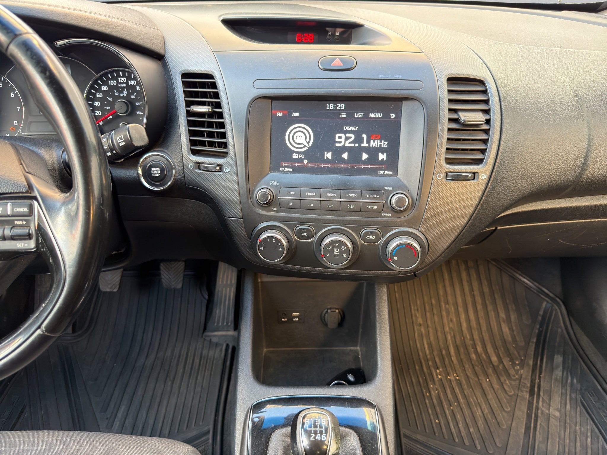 2018 Kia Forte 2.0 Hb 5 p Ex Mt