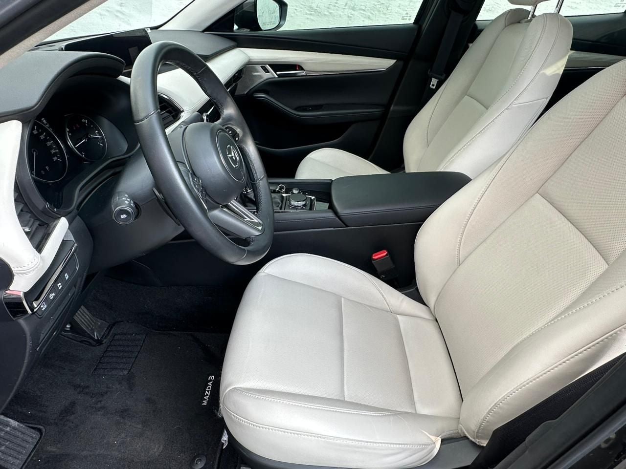 2025 Mazda Mazda 3 2.5 Signature Hb At