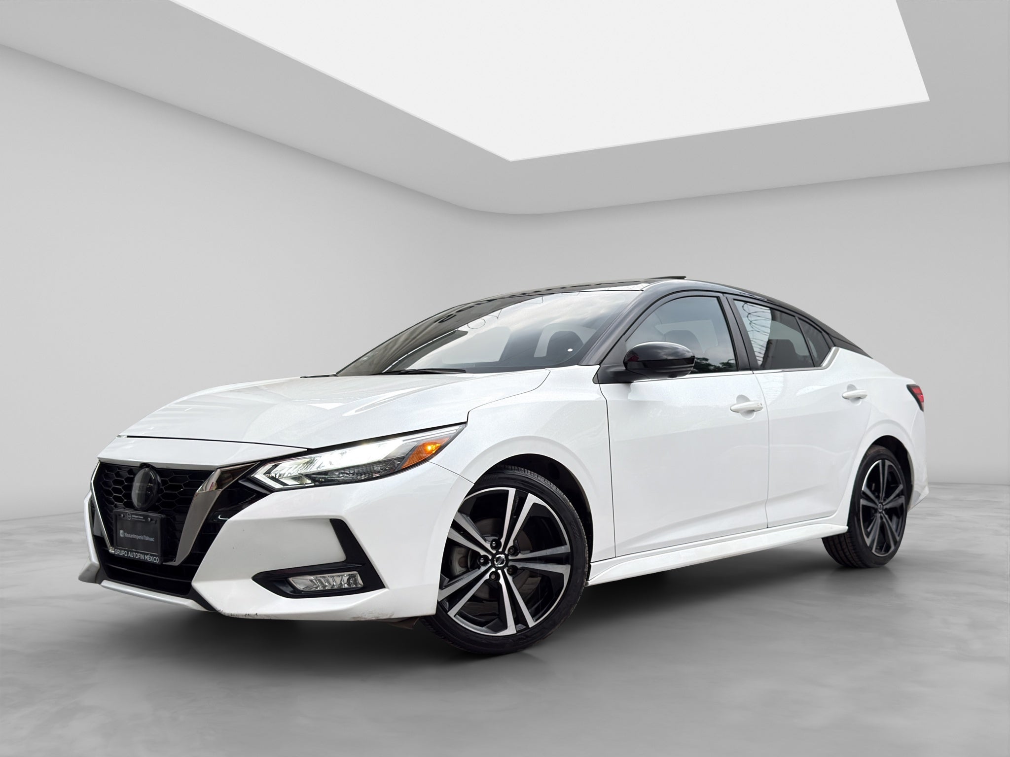 2023 Nissan Sentra 2.0 SR Bi-Tono At