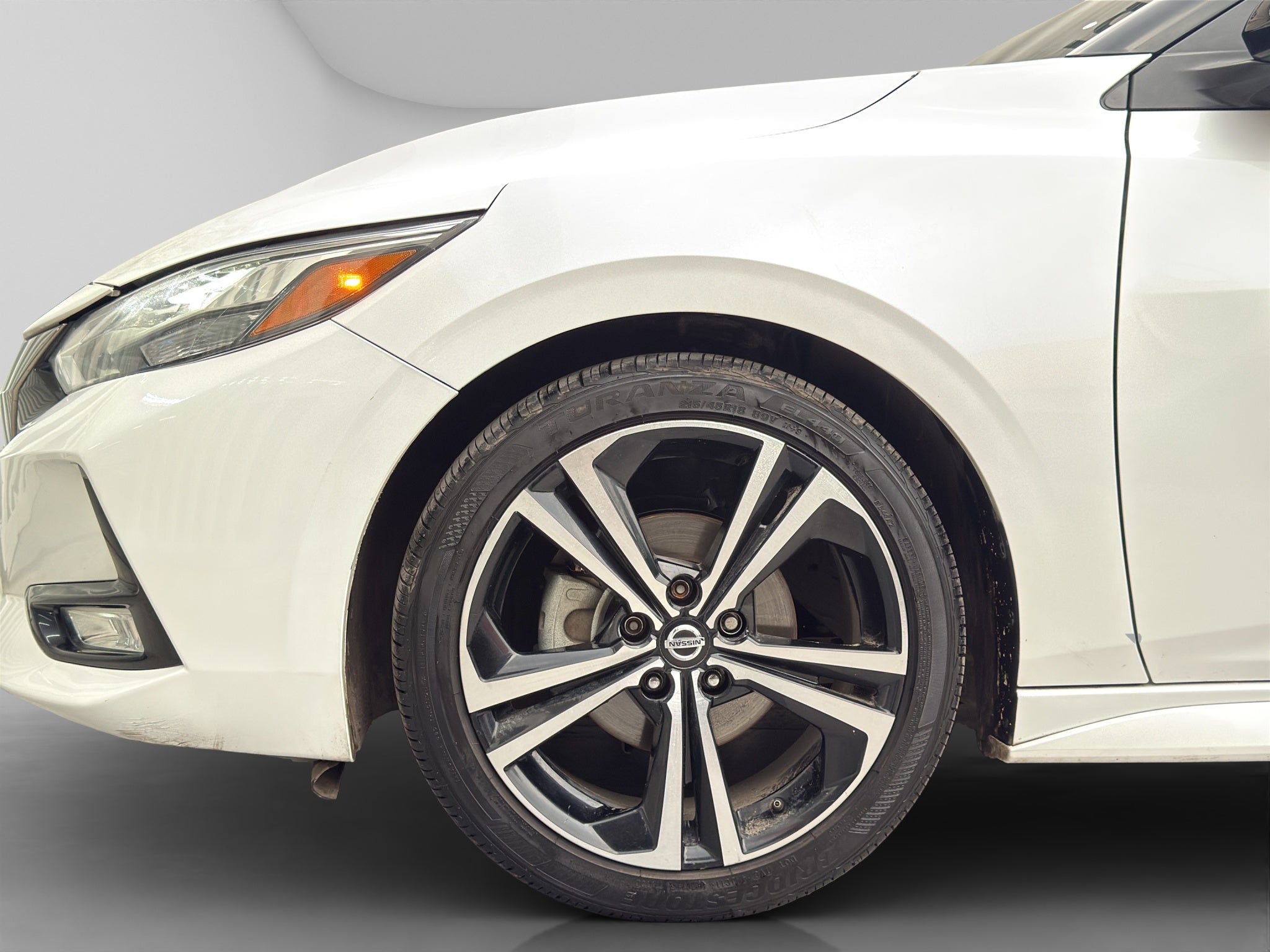 2023 Nissan Sentra 2.0 SR Bi-Tono At