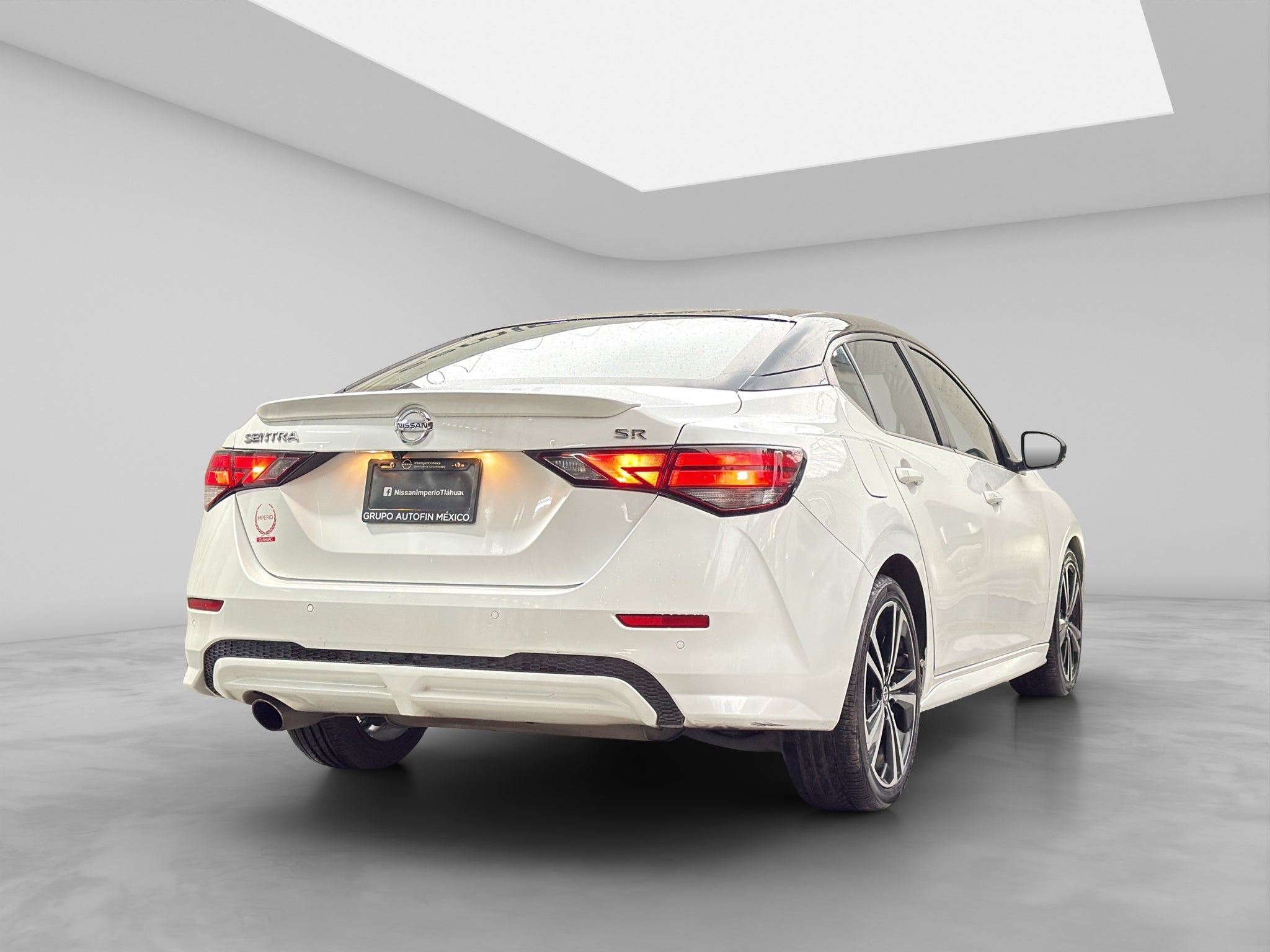 2023 Nissan Sentra 2.0 SR Bi-Tono At