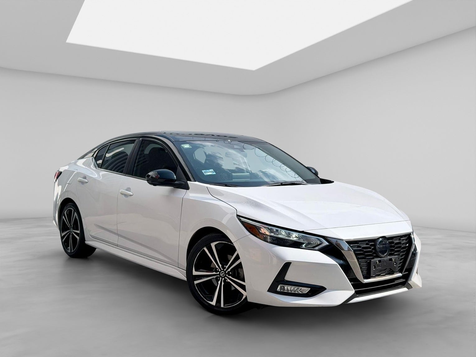 2023 Nissan Sentra 2.0 SR Bi-Tono At