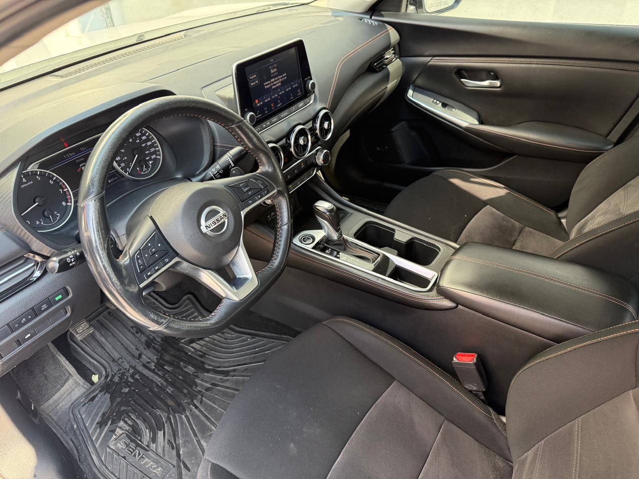 2023 Nissan Sentra 2.0 SR Bi-Tono At