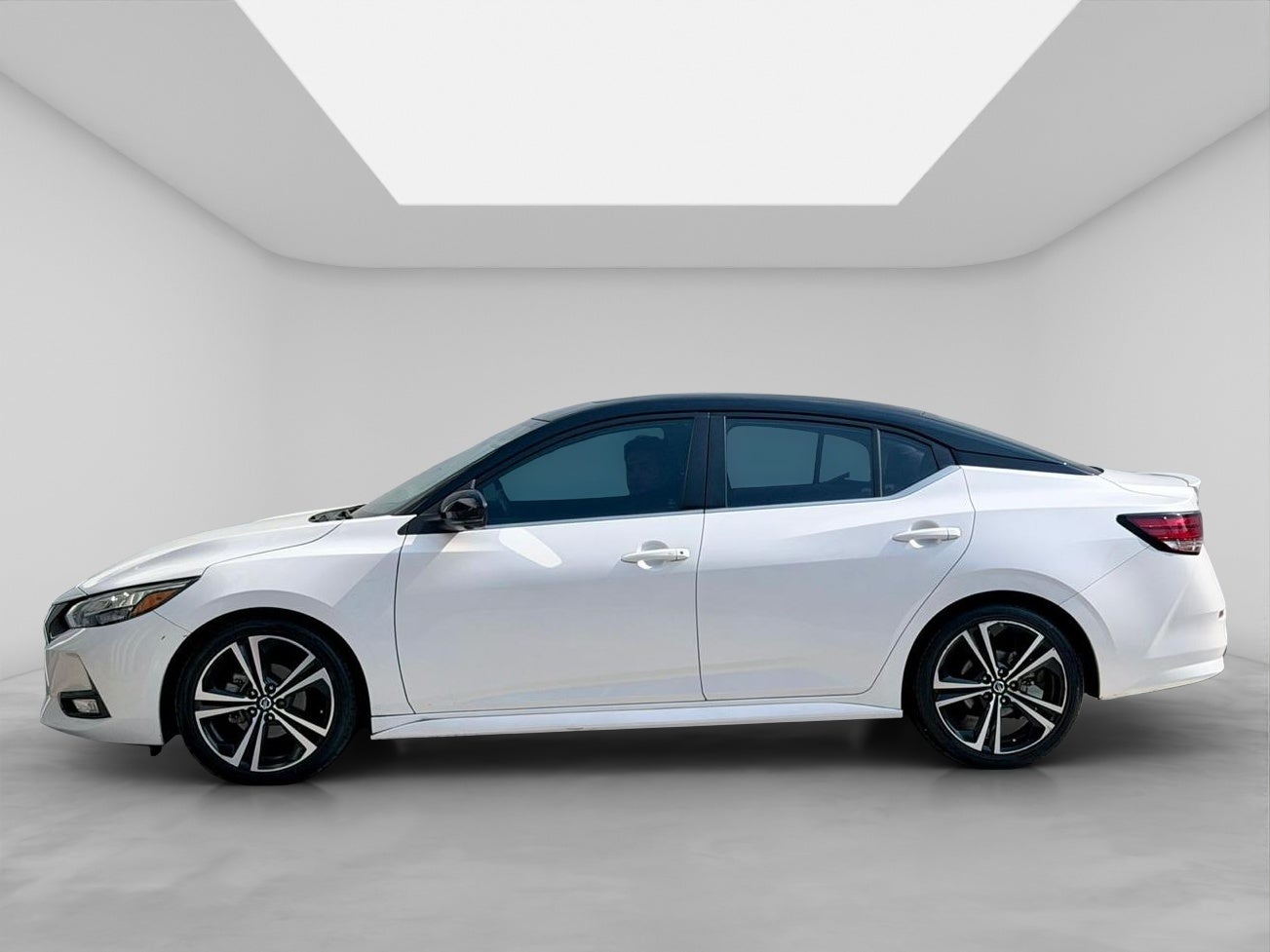 2023 Nissan Sentra 2.0 SR Bi-Tono At