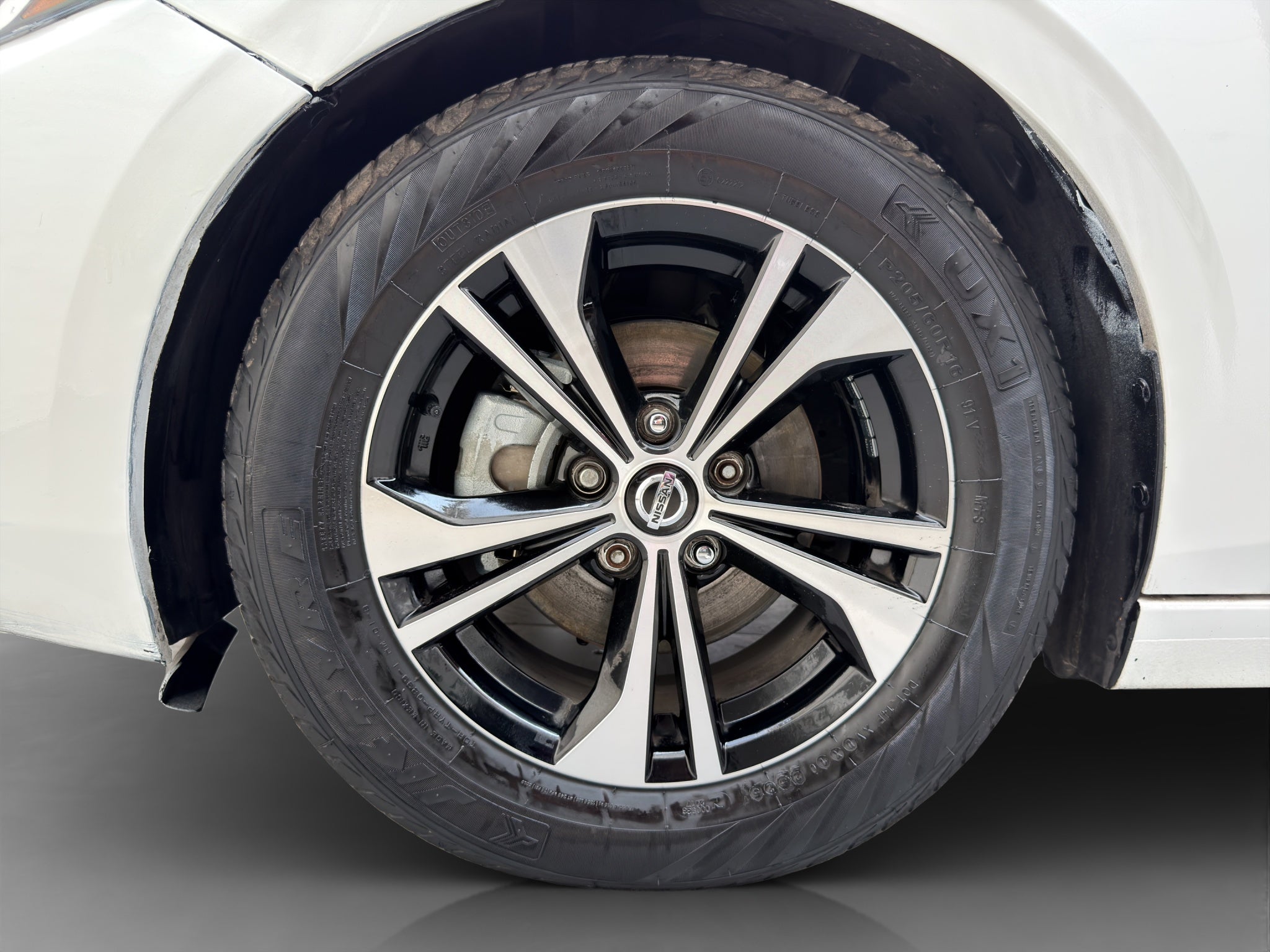 2023 Nissan Sentra 2.0 Sense Mt