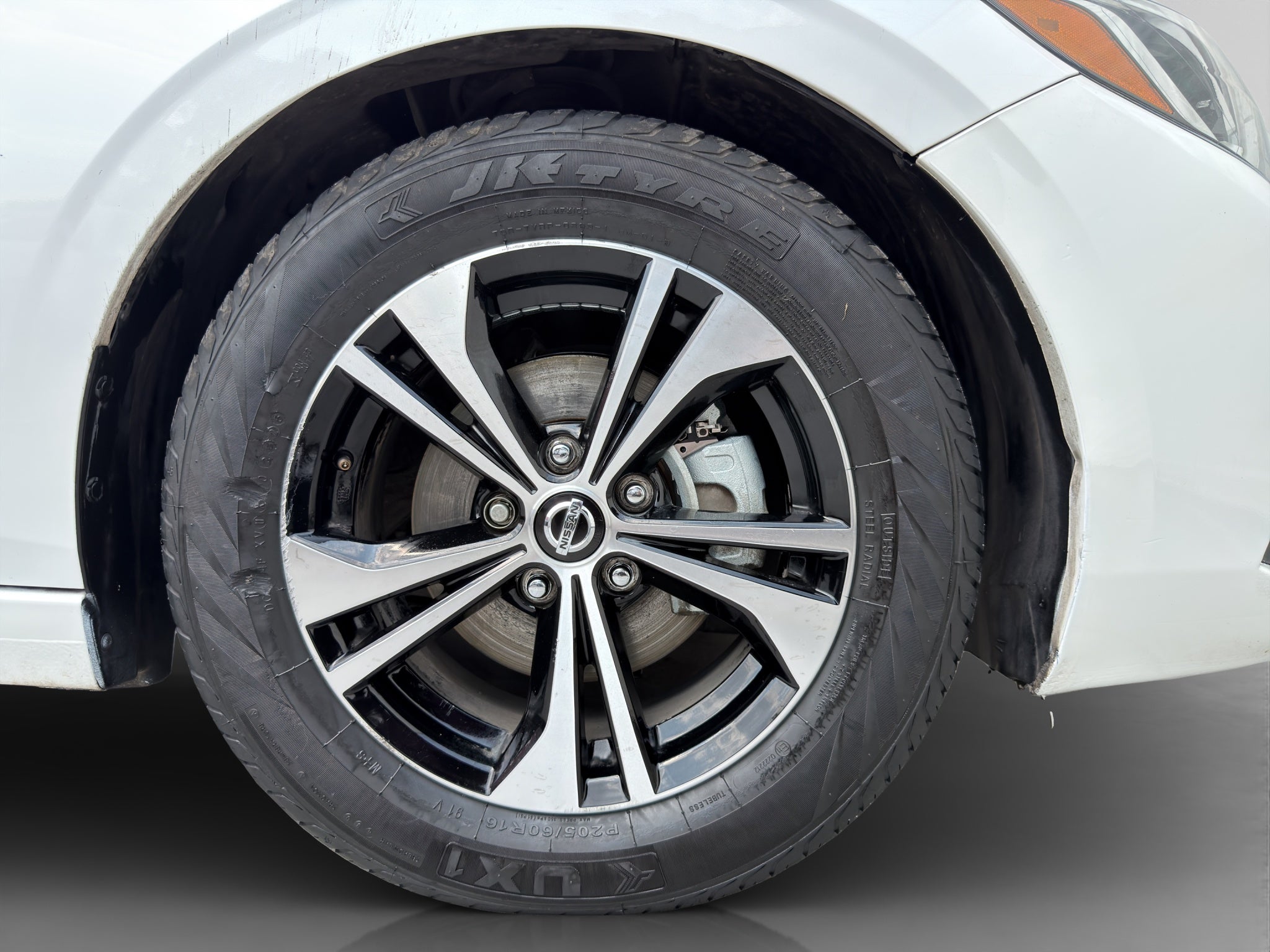 2023 Nissan Sentra 2.0 Sense Mt