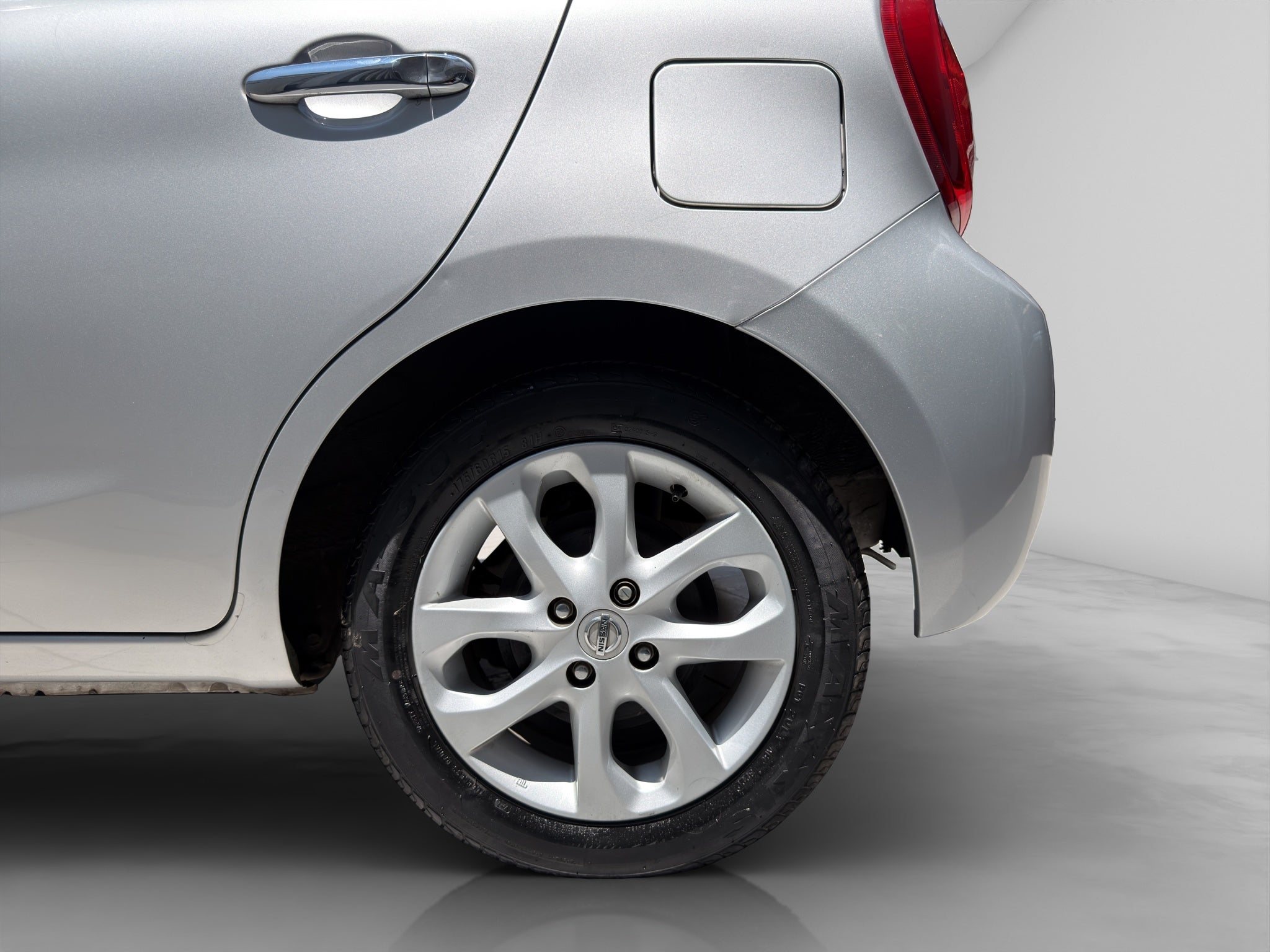 2020 Nissan March 1.6 Advance Mt