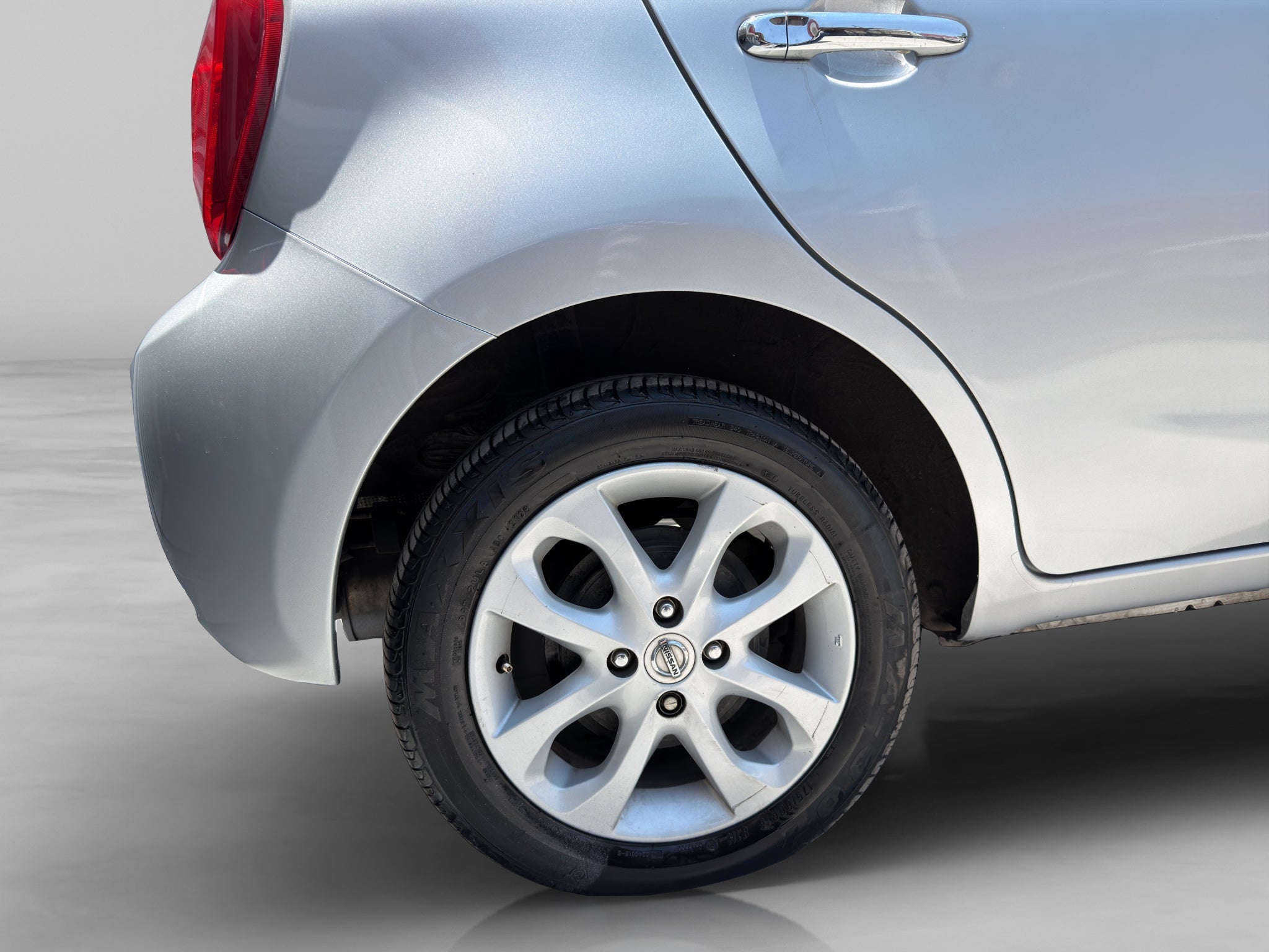 2020 Nissan March 1.6 Advance Mt