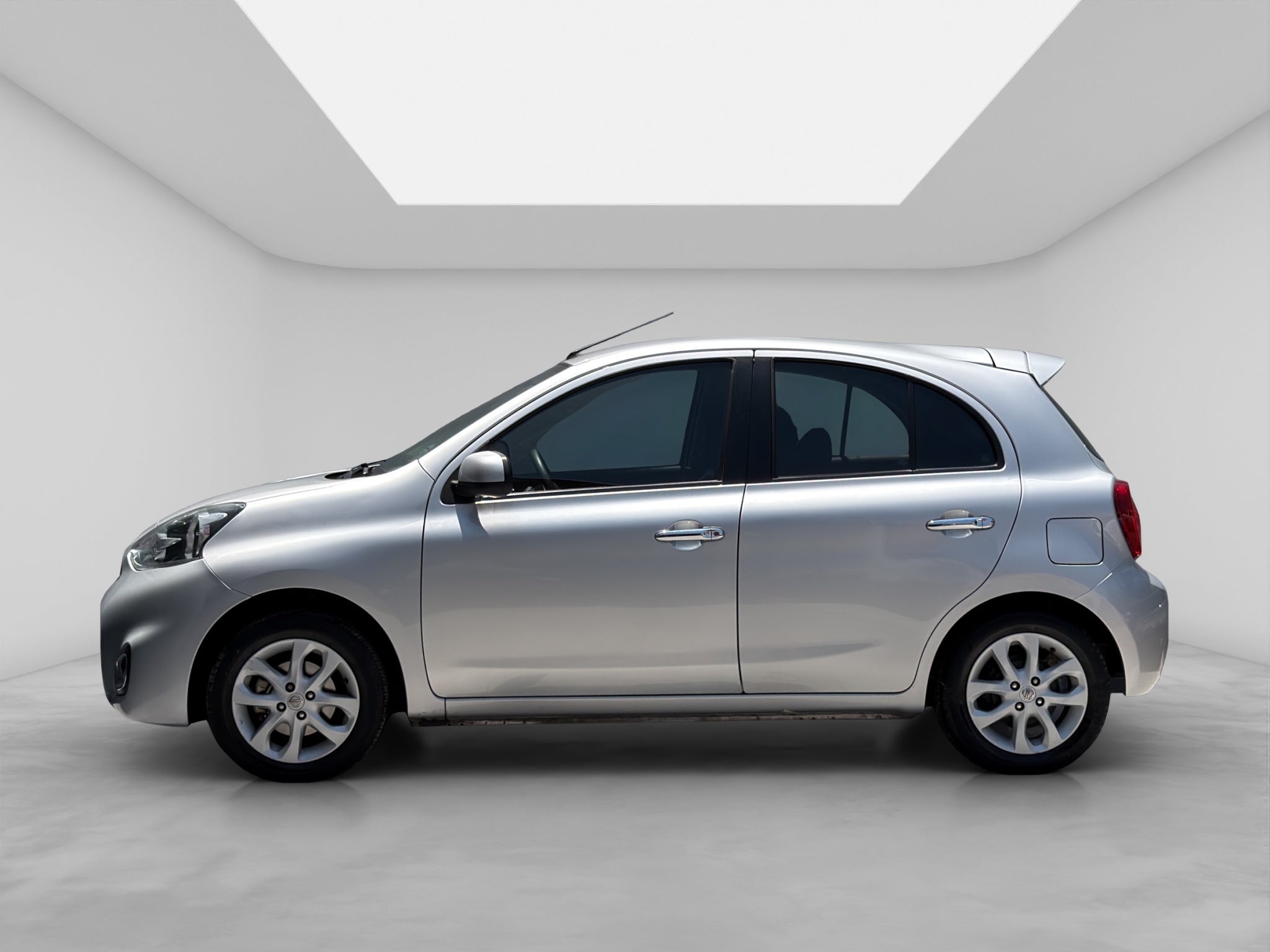 2020 Nissan March 1.6 Advance Mt