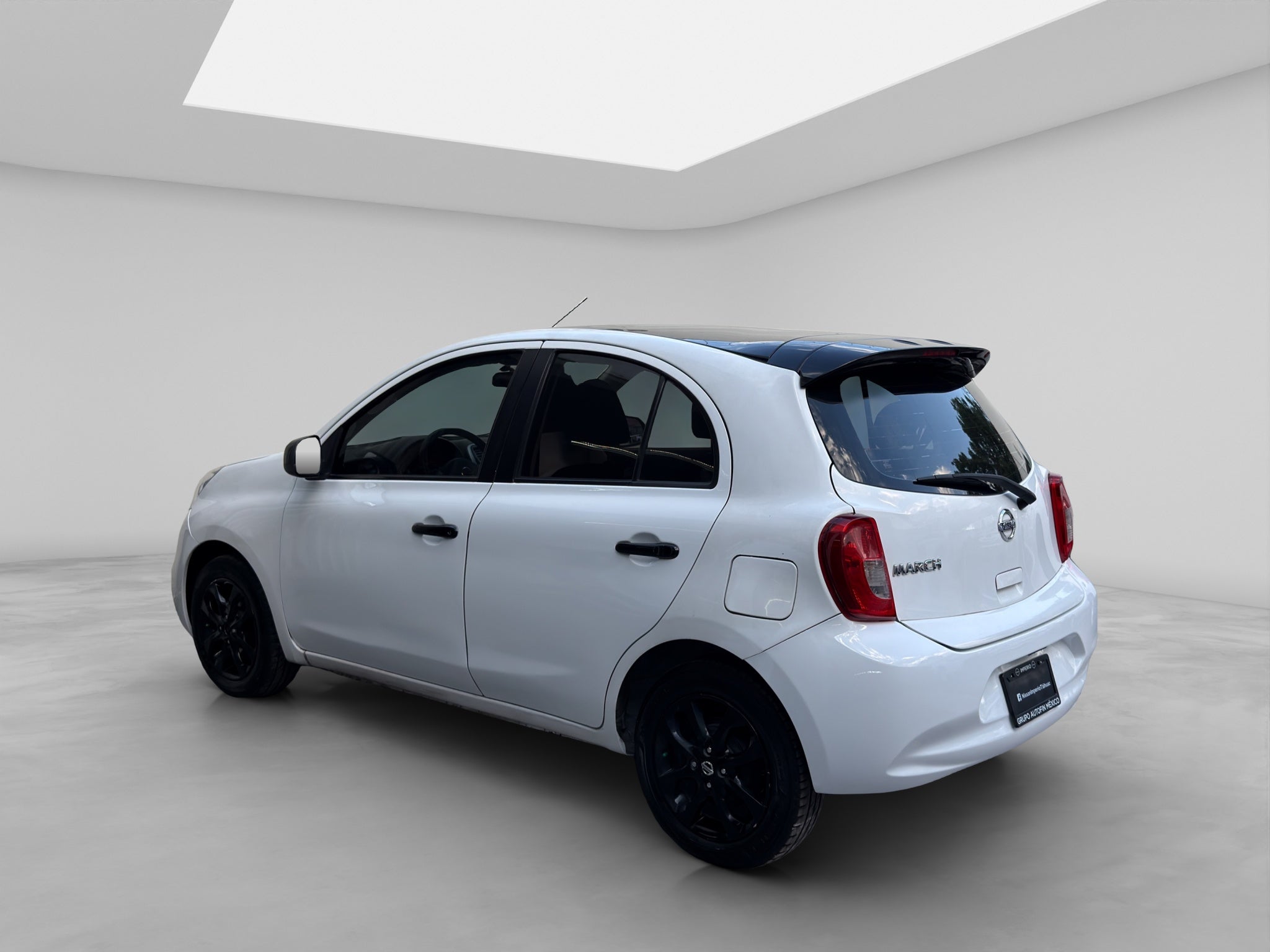 2018 Nissan March 1.6 Advance Duo Mt