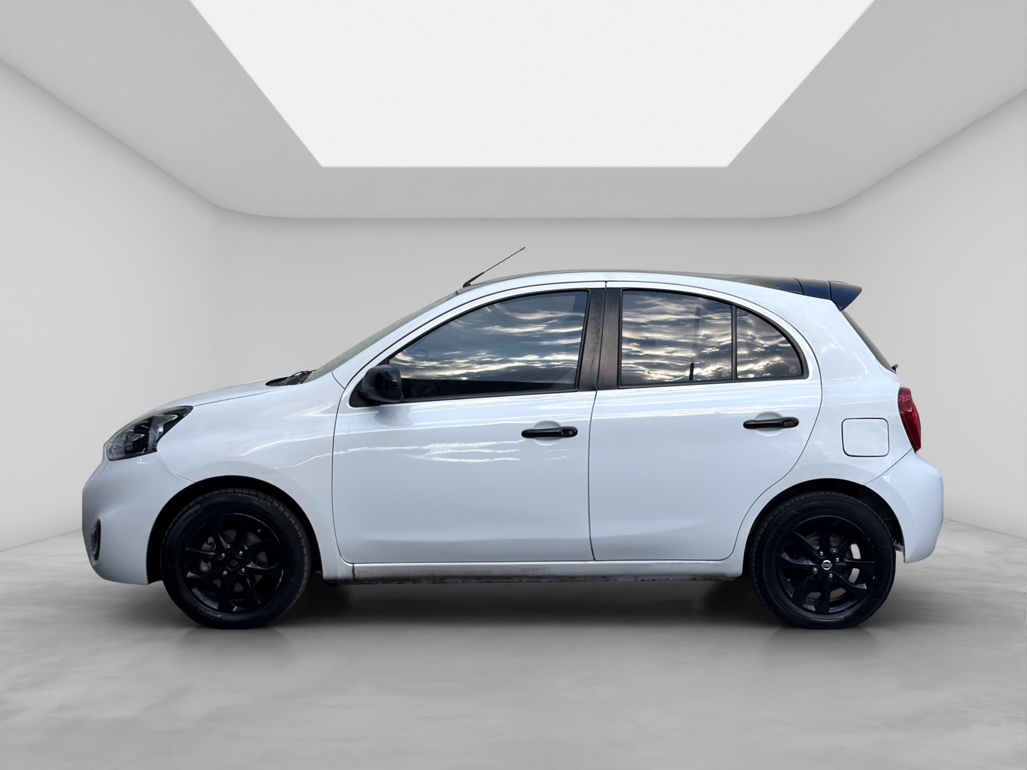 2018 Nissan March 1.6 Advance Duo Mt