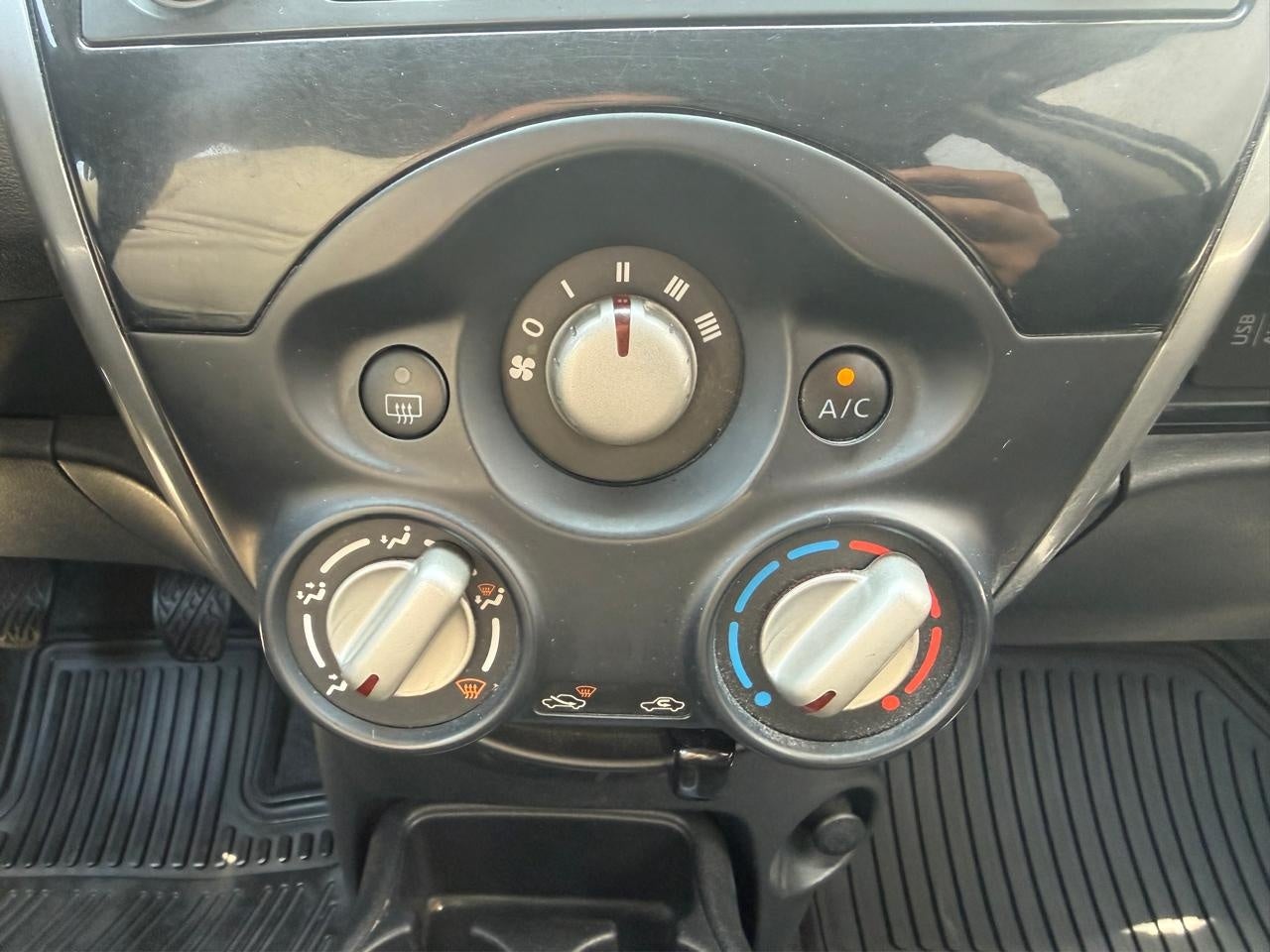 2014 Nissan March 1.6 Advance At