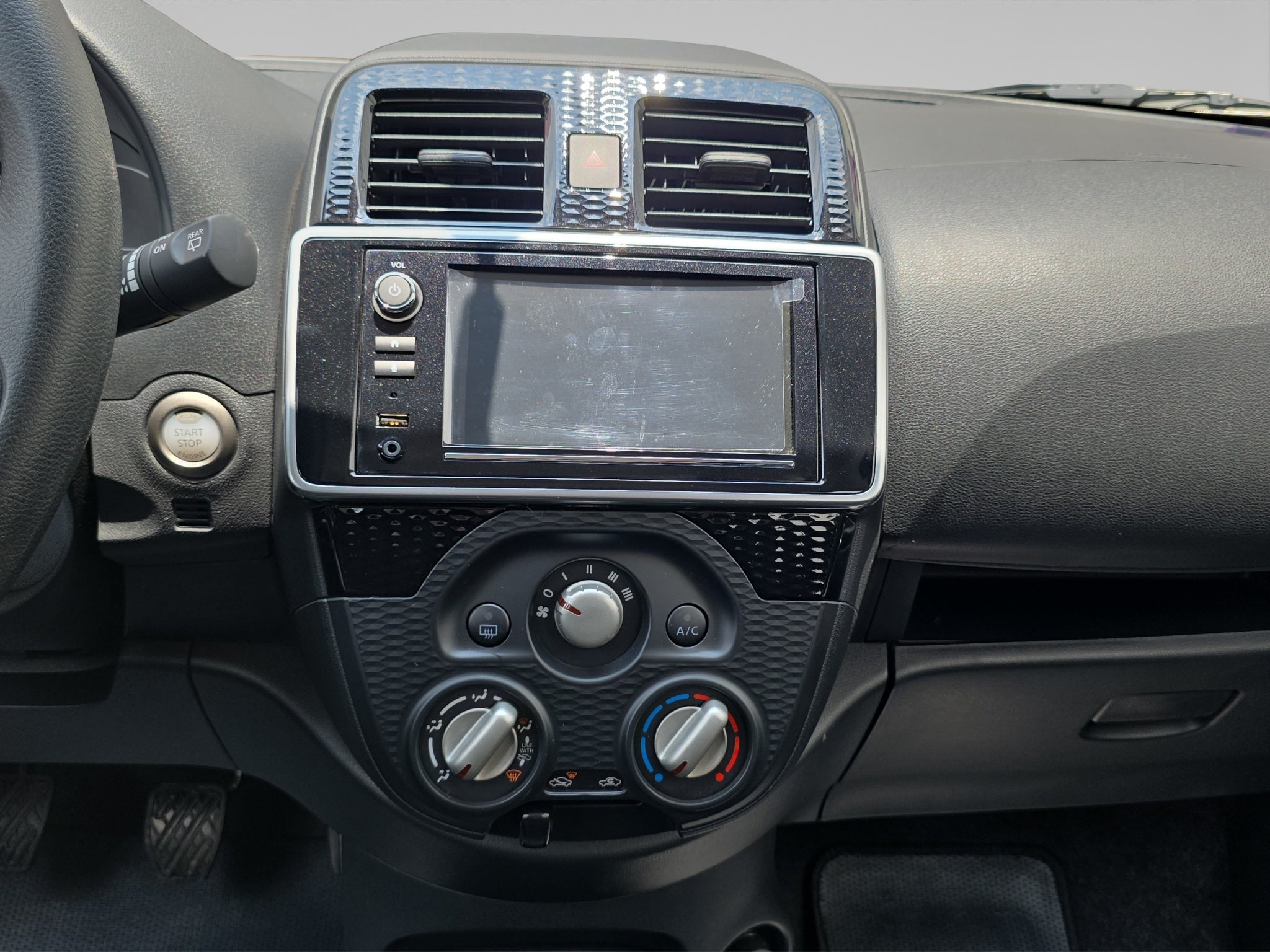 2025 Nissan March 1.6 Advance At