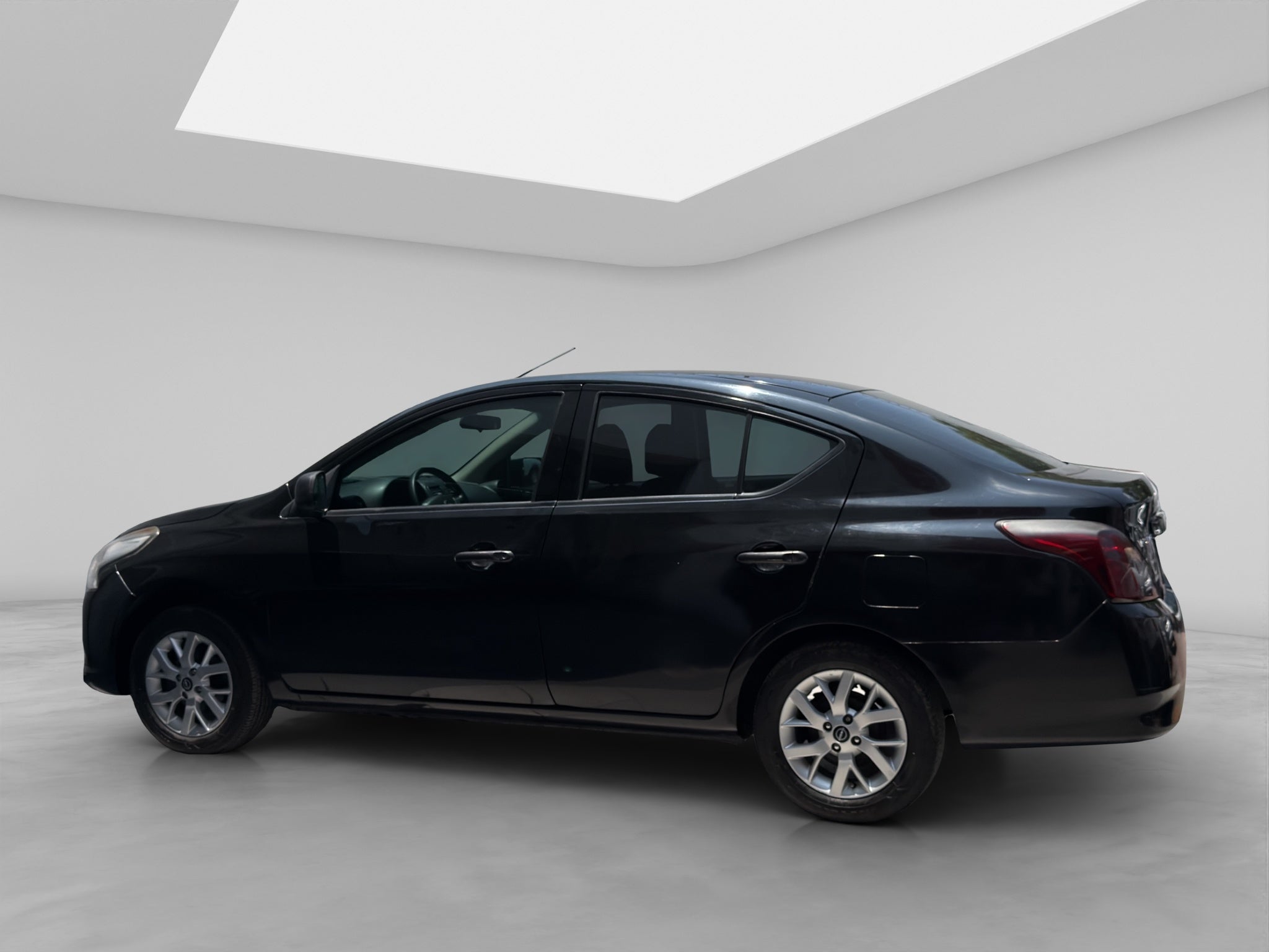 2023 Nissan V-Drive 1.6 A/C Mt