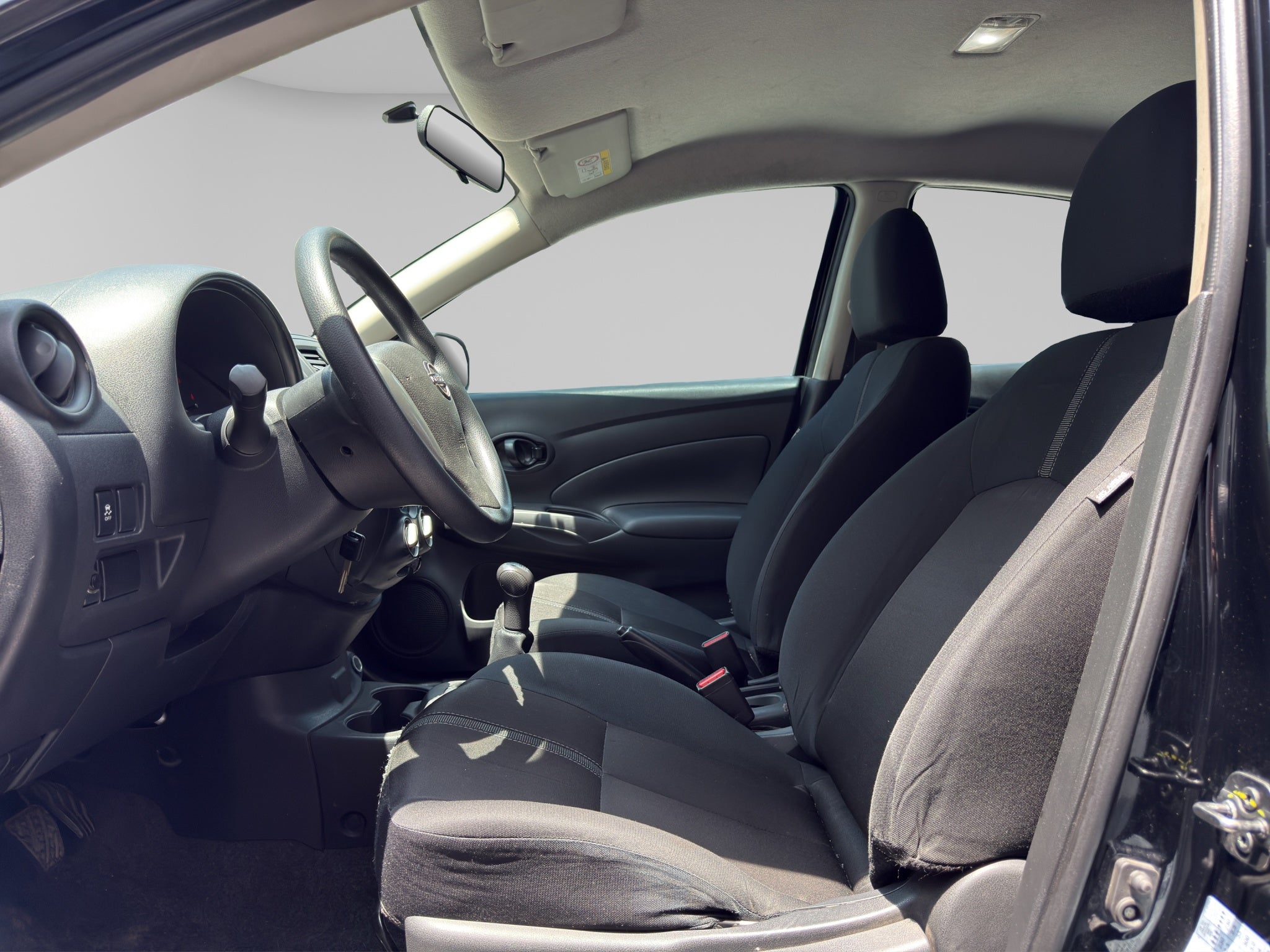 2023 Nissan V-Drive 1.6 A/C Mt