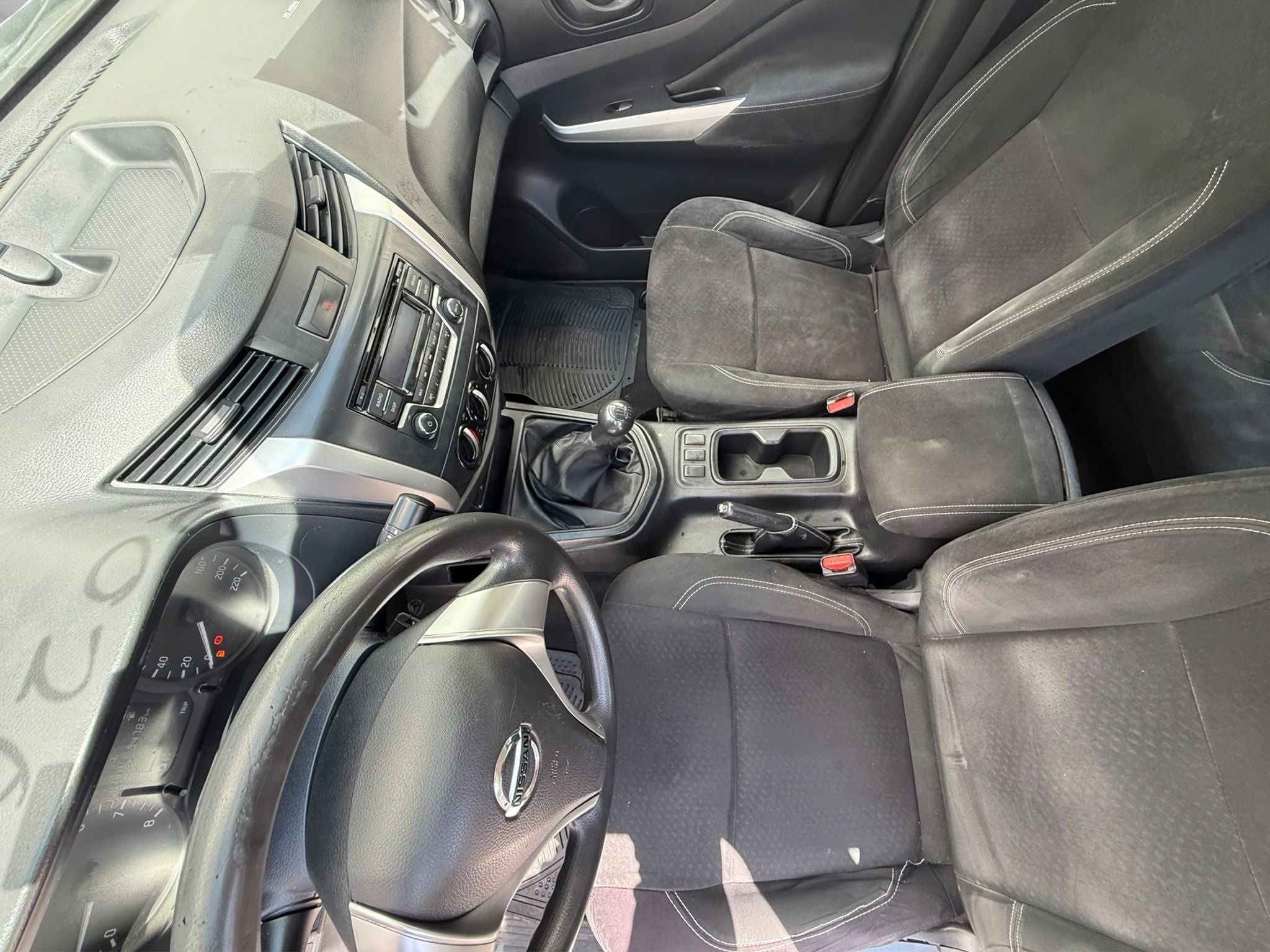 2020 Nissan NP300 Doble Cabina 2.5 S Mt
