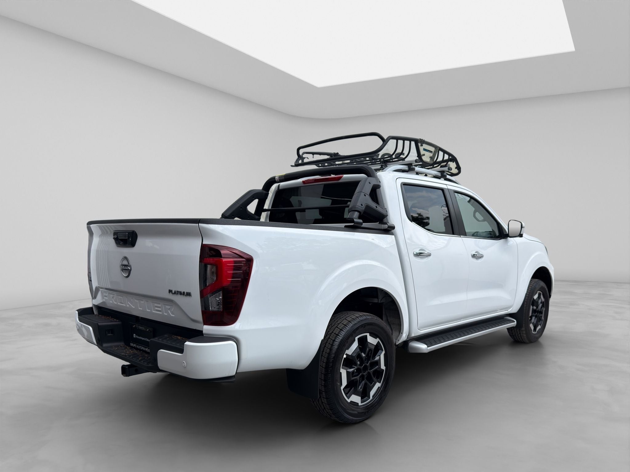 2025 Nissan Frontier 2.5 Doble Cabina LE Platinum At