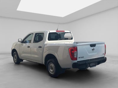 2020 Nissan NP300 2.4 Doble Cabina Se Aa Pack Seg Mt