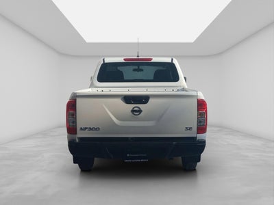2020 Nissan NP300 2.4 Doble Cabina Se Aa Pack Seg Mt