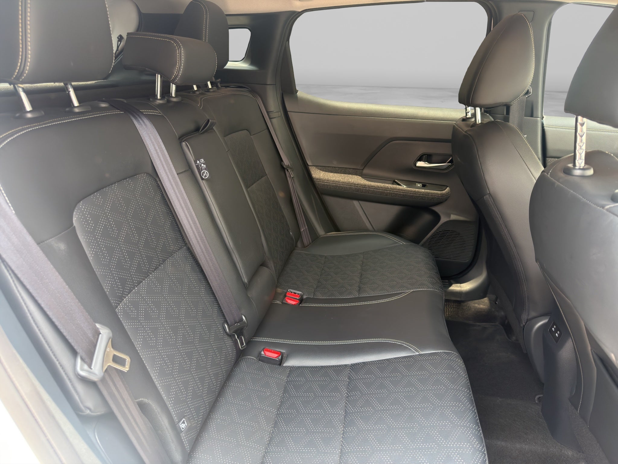 2025 Nissan Kicks 2.0 Exclusive At