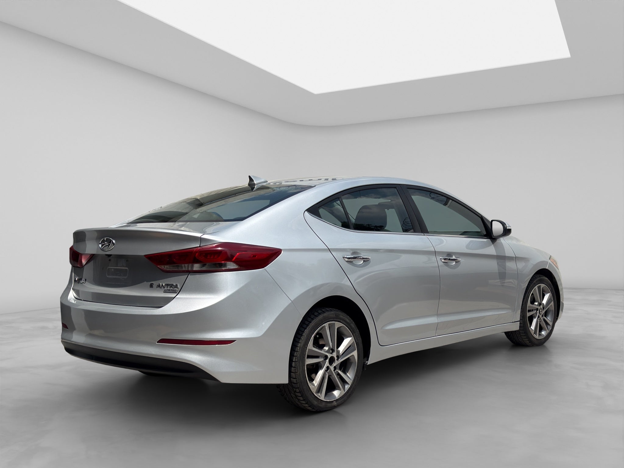2017 Hyundai Elantra 2.0 Limited Tech Navi At