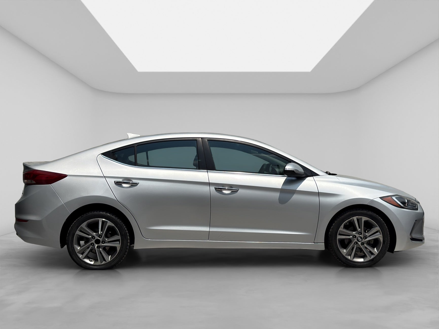 2017 Hyundai Elantra 2.0 Limited Tech Navi At