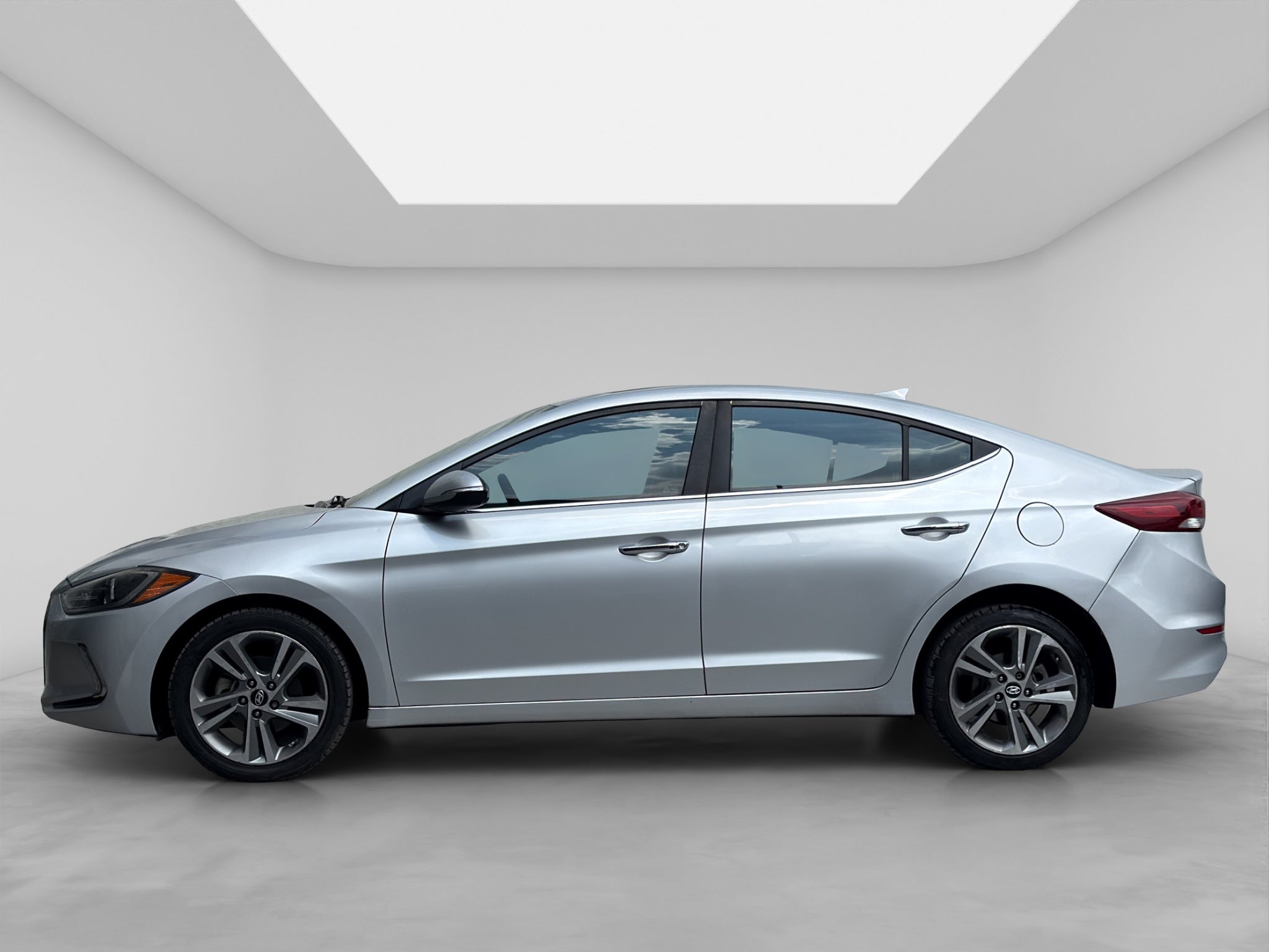 2017 Hyundai Elantra 2.0 Limited Tech Navi At