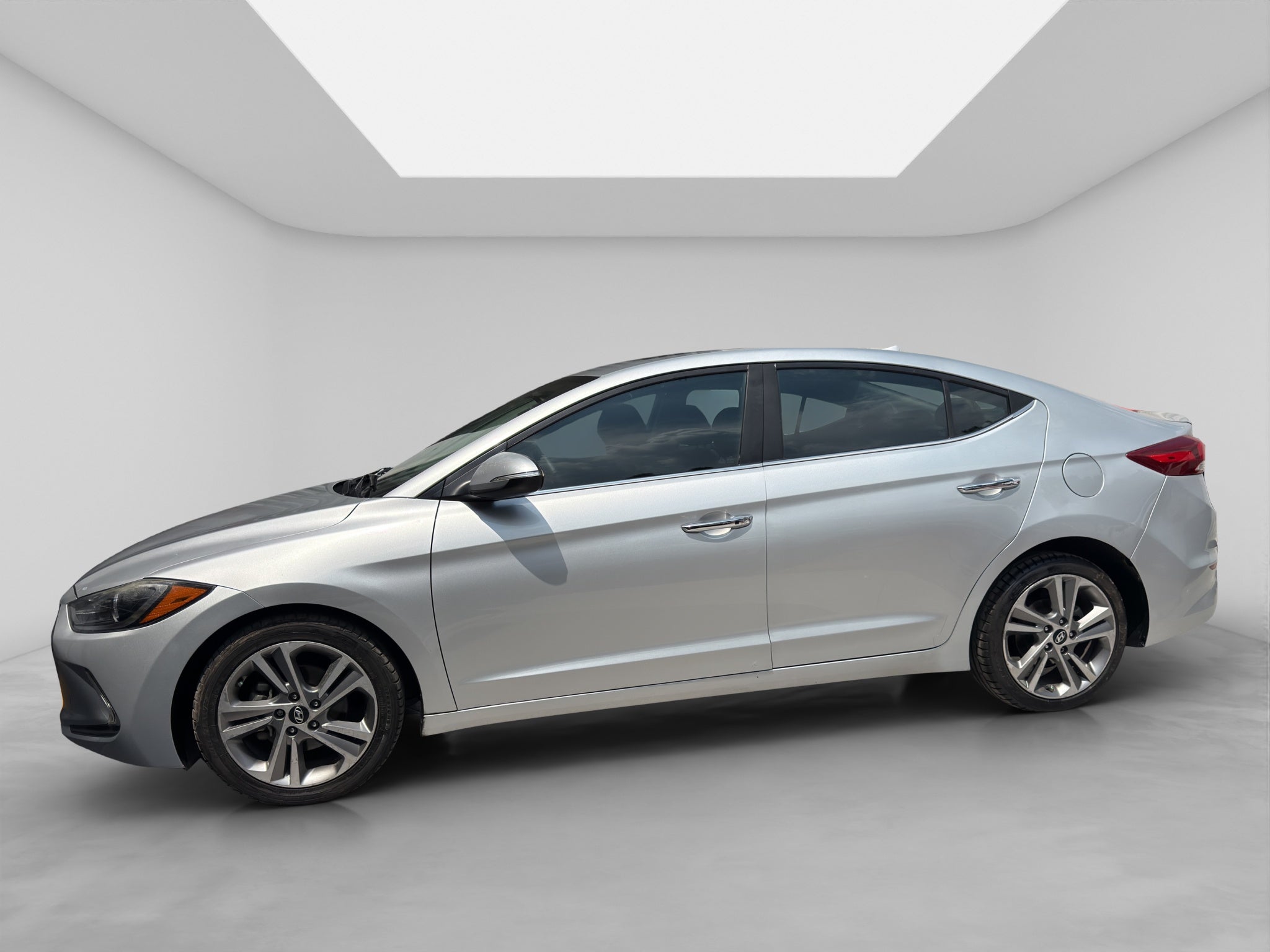 2017 Hyundai Elantra 2.0 Limited Tech Navi At