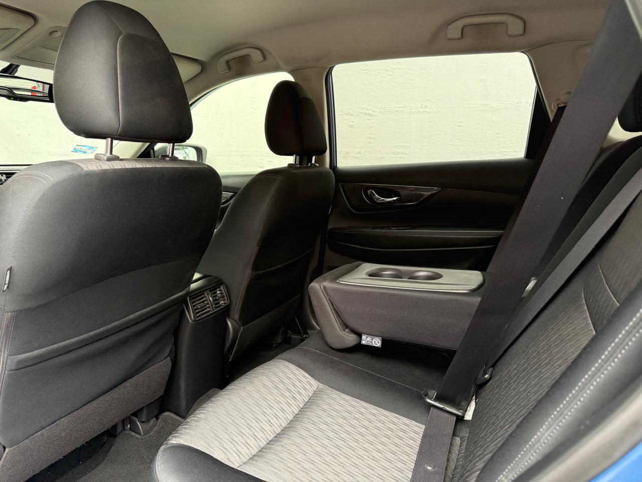 2022 Nissan X-Trail 2.5 Sense 2 Filas Cvt