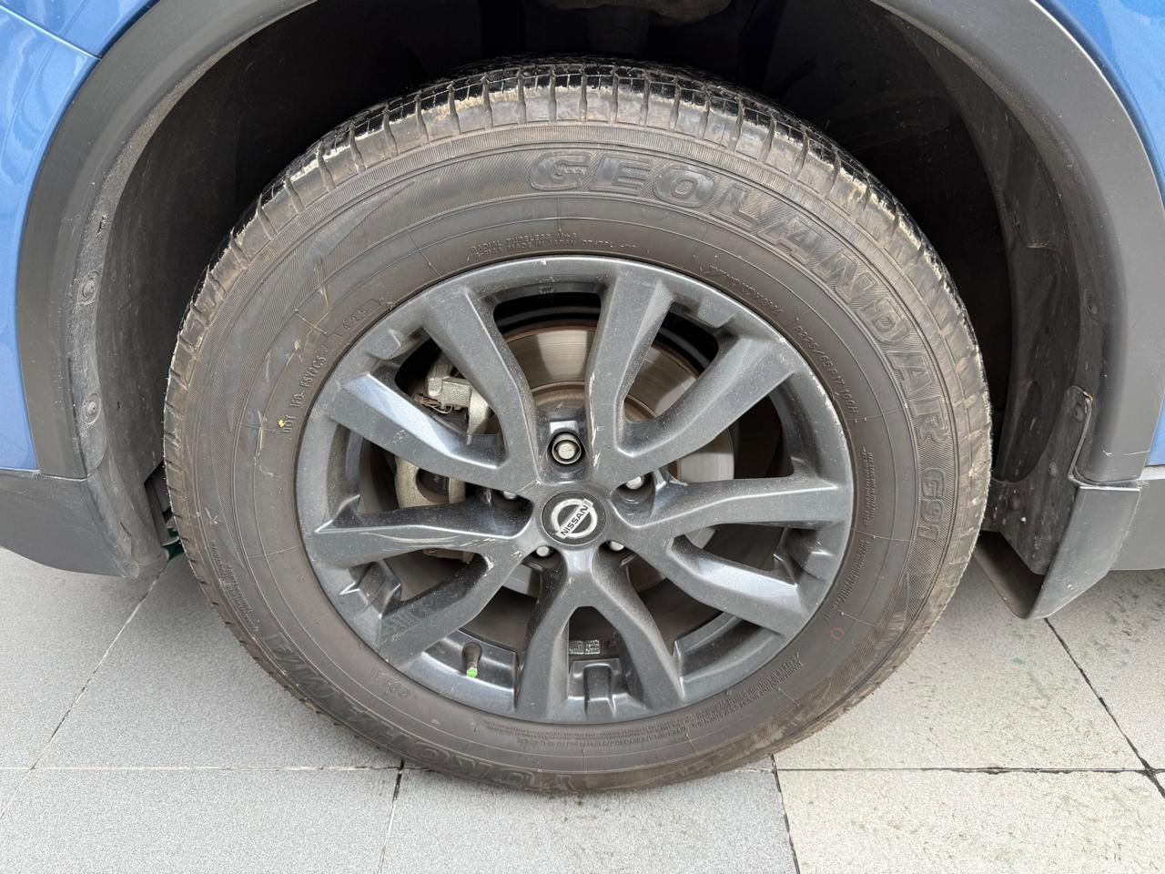 2022 Nissan X-Trail 2.5 Sense 2 Filas Cvt