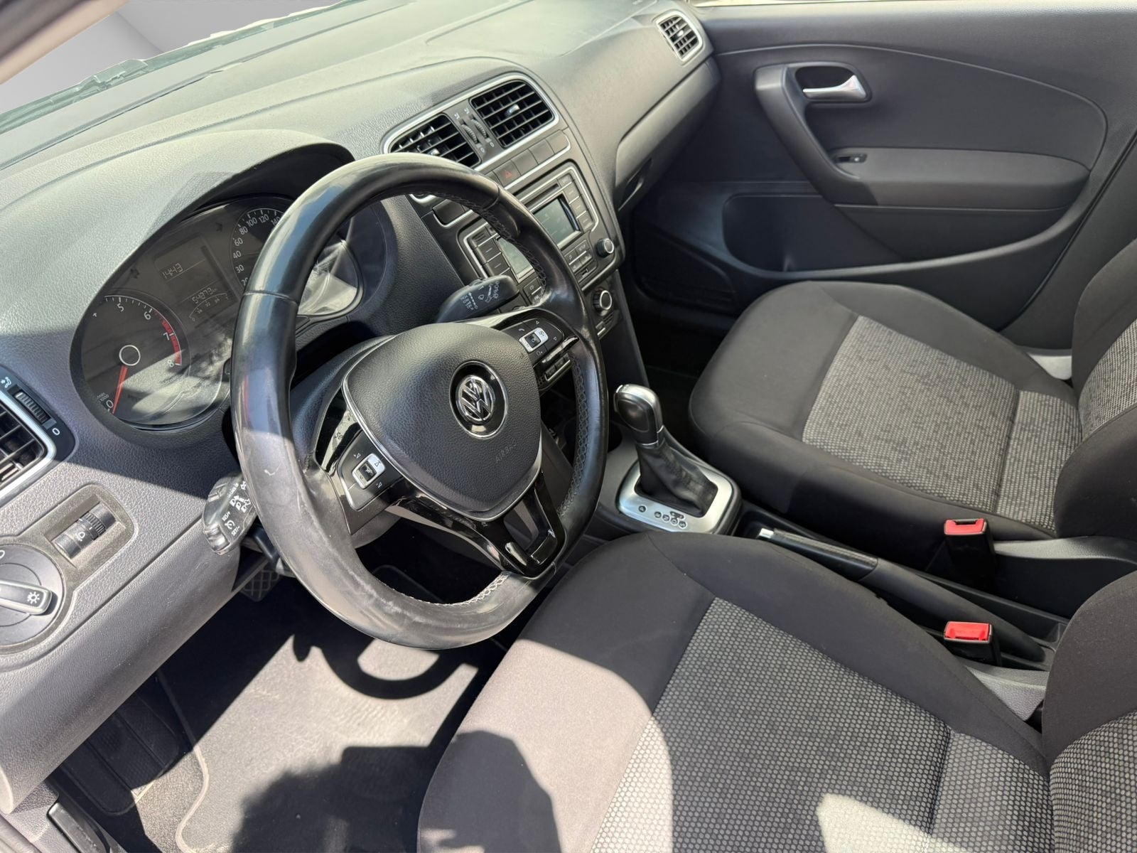 2016 Volkswagen Polo 1.2 Tsi At