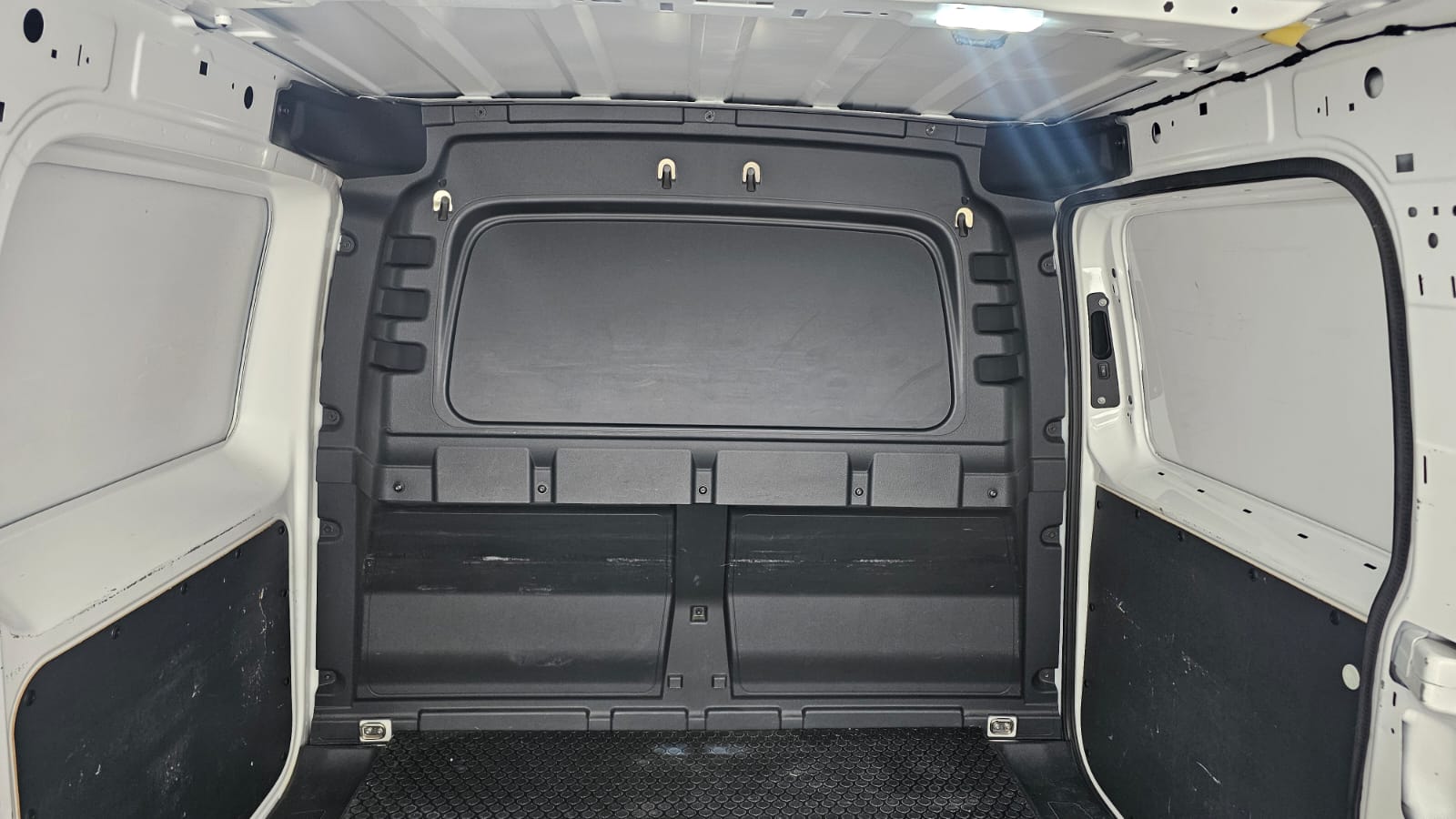 2023 Volkswagen Caddy 1.6 Cargo Van Mt