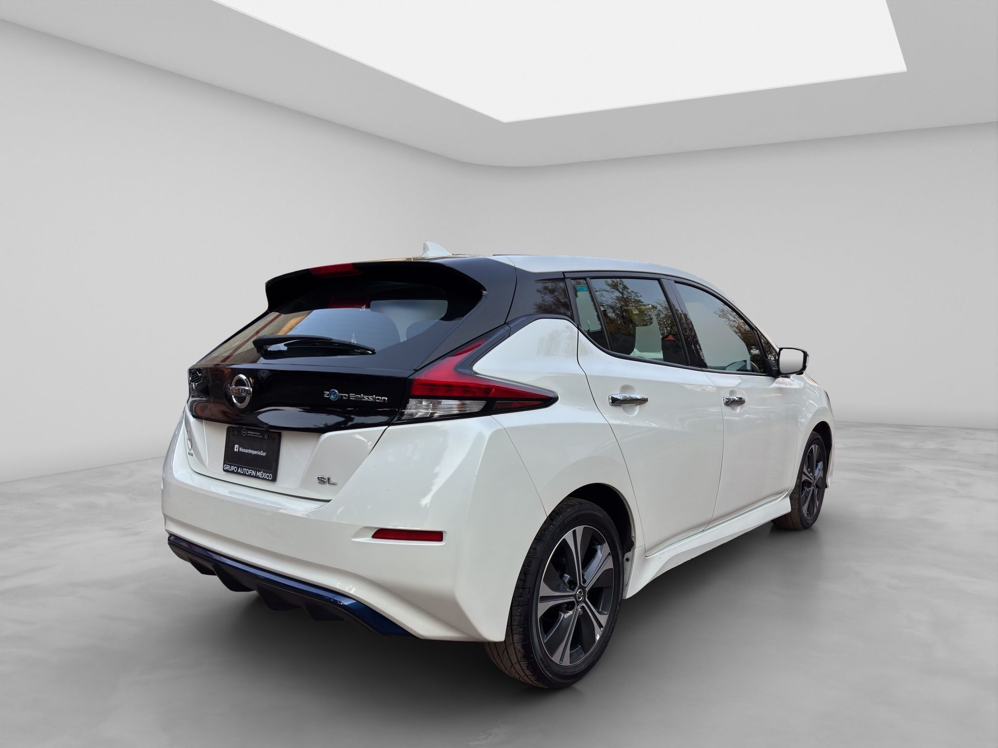 2021 Nissan Leaf SL