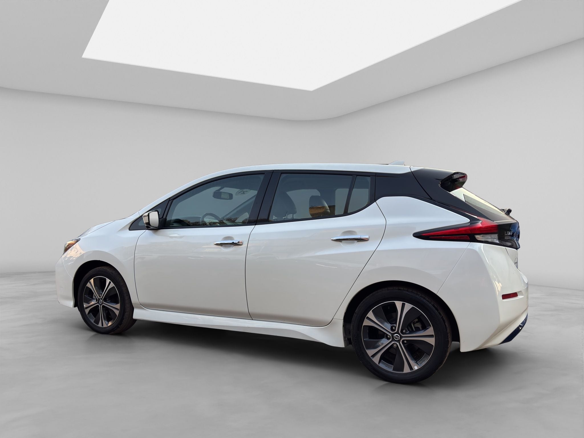 2021 Nissan Leaf SL