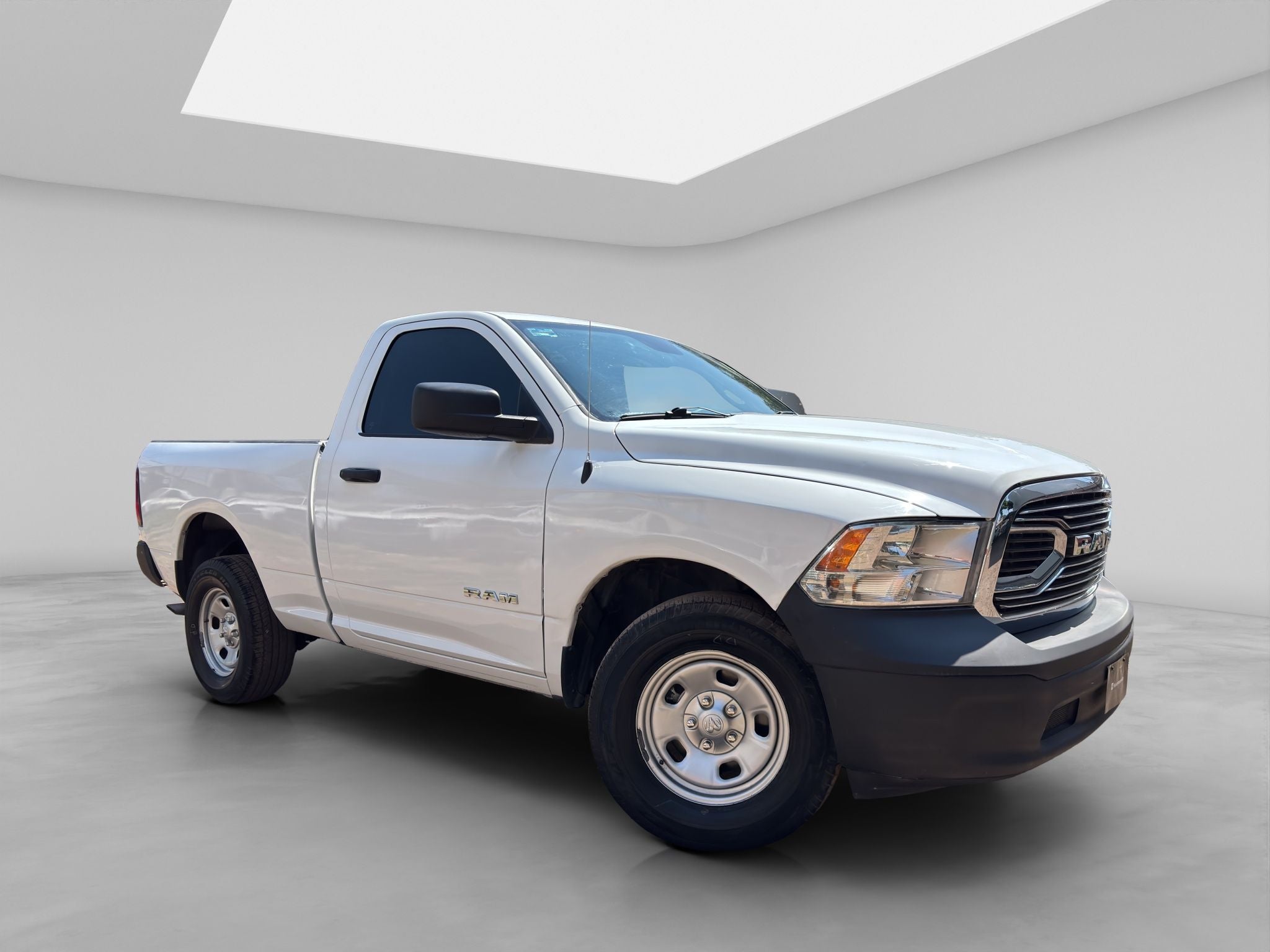2020 RAM 1500 3.3 V6 XL Cab Regular 4x2 AT