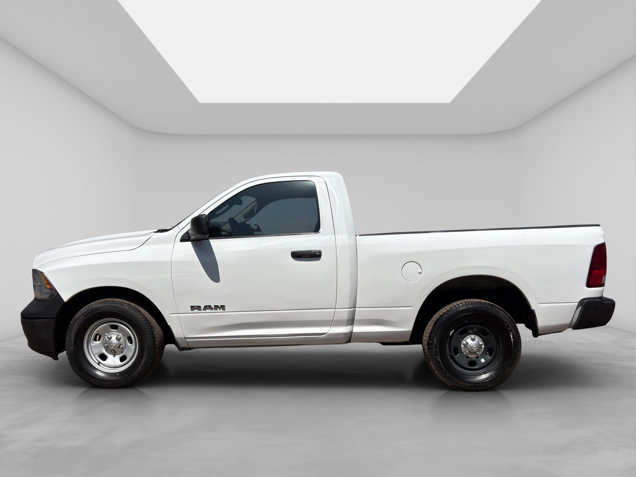 2020 RAM 1500 3.3 V6 XL Cab Regular 4x2 AT