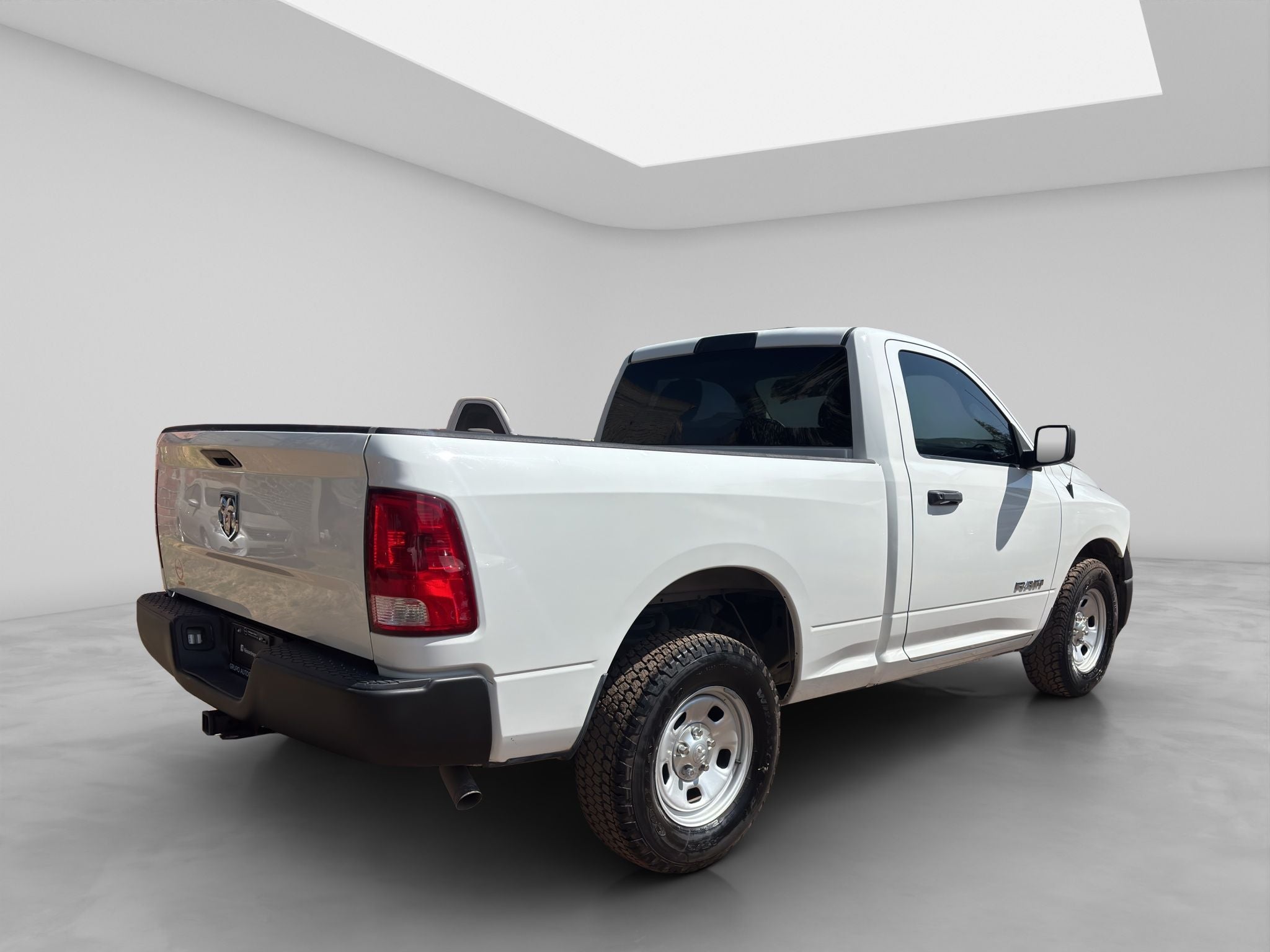2020 RAM 1500 3.3 V6 XL Cab Regular 4x2 AT