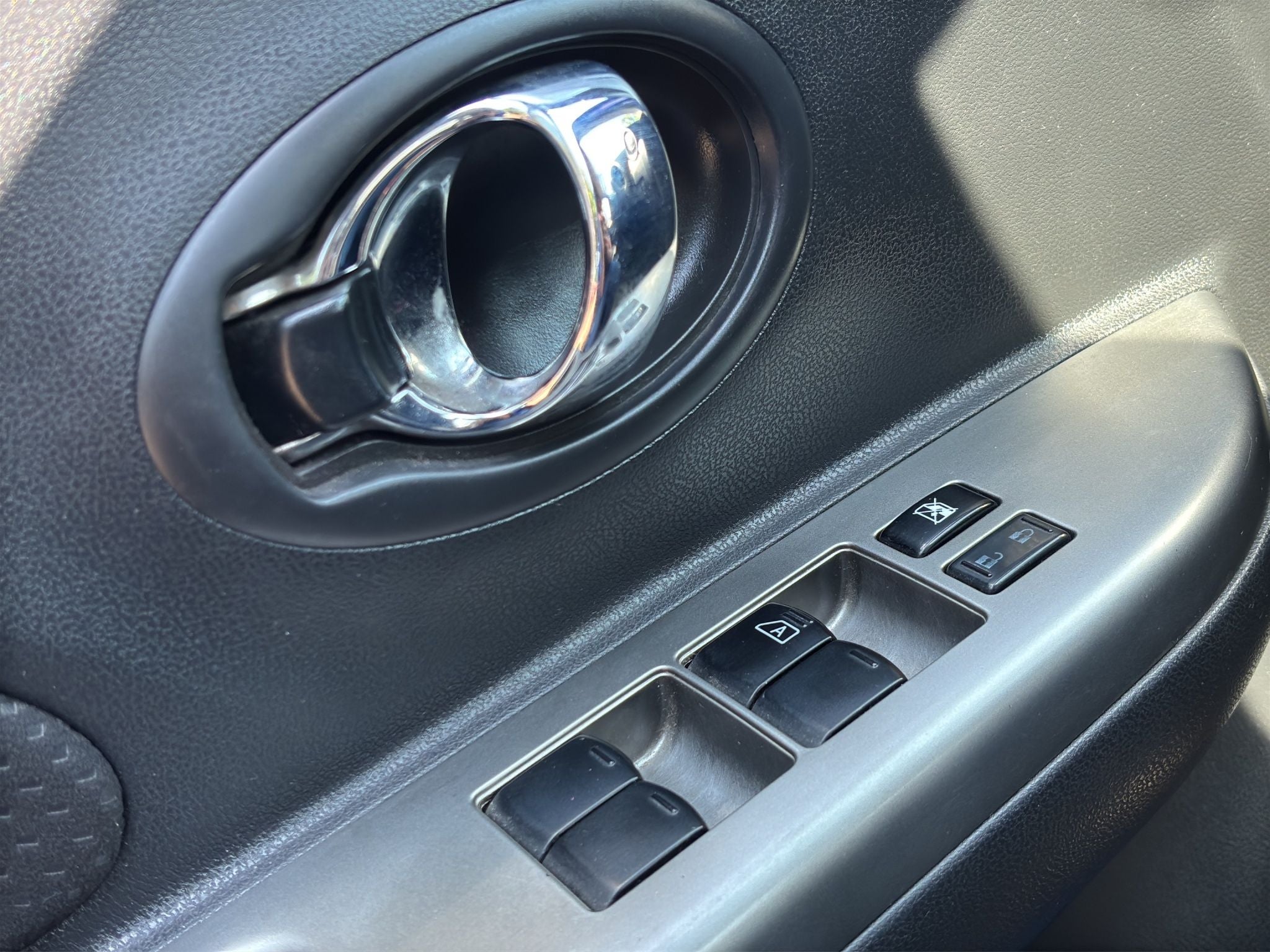 2017 Nissan March 1.6 Advance Navi At