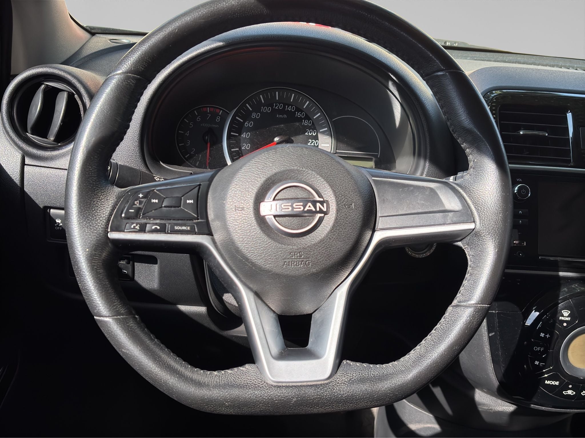 2022 Nissan March 1.6 Exclusive Mt