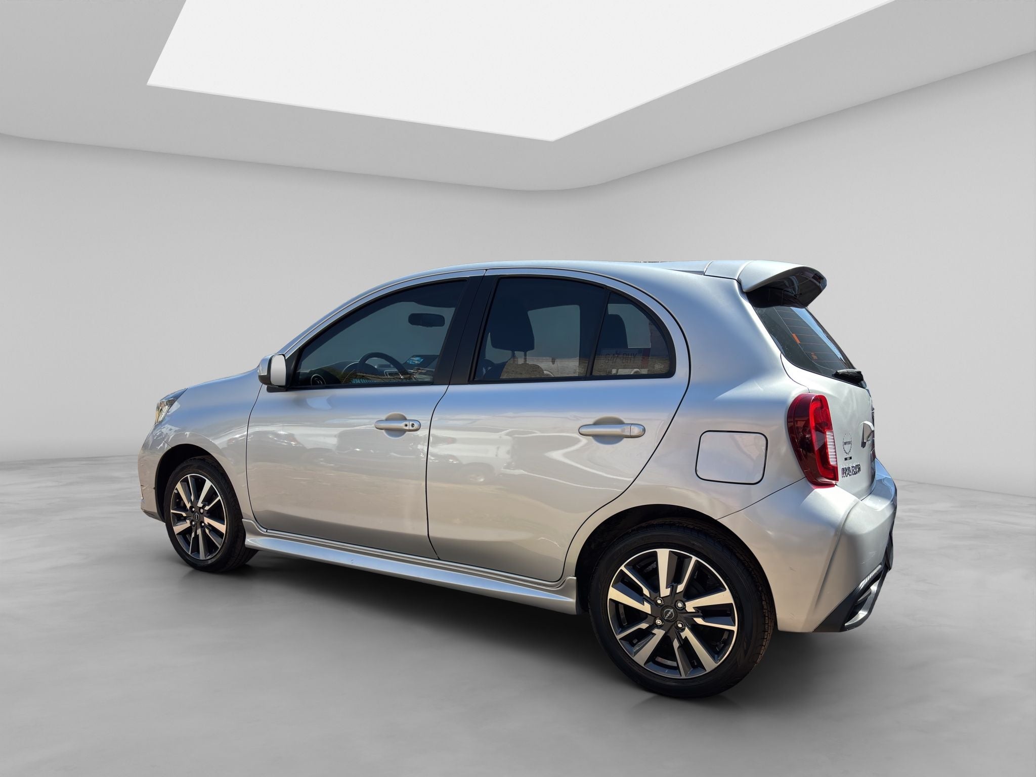 2022 Nissan March 1.6 Exclusive Mt